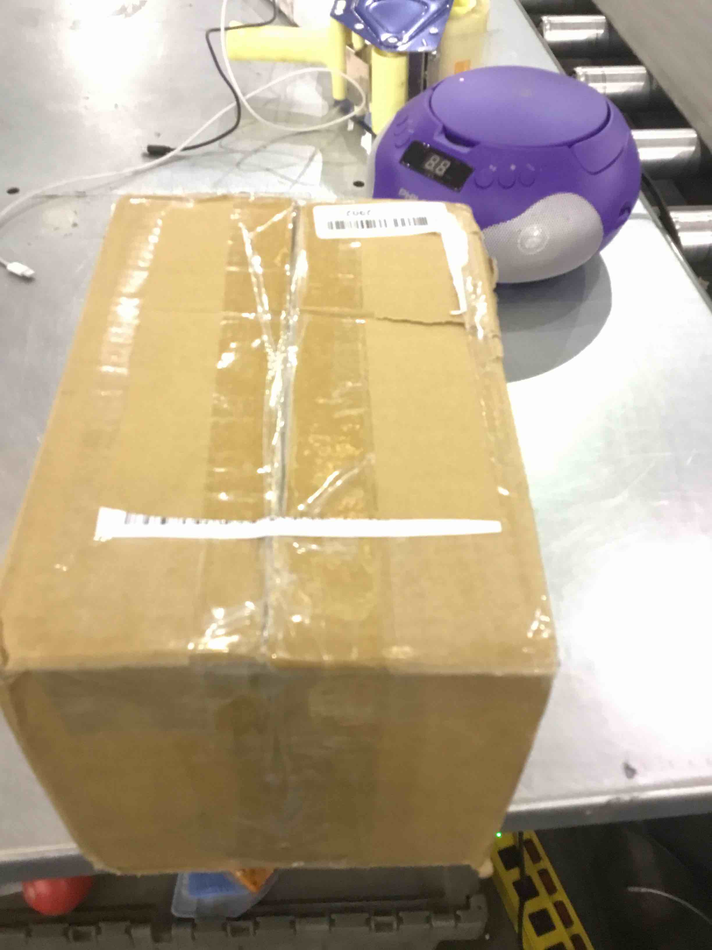 https://s3.amazonaws.com/lotting-images-prod/BargainHunt/EXS01121855_1710524423709.jpeg