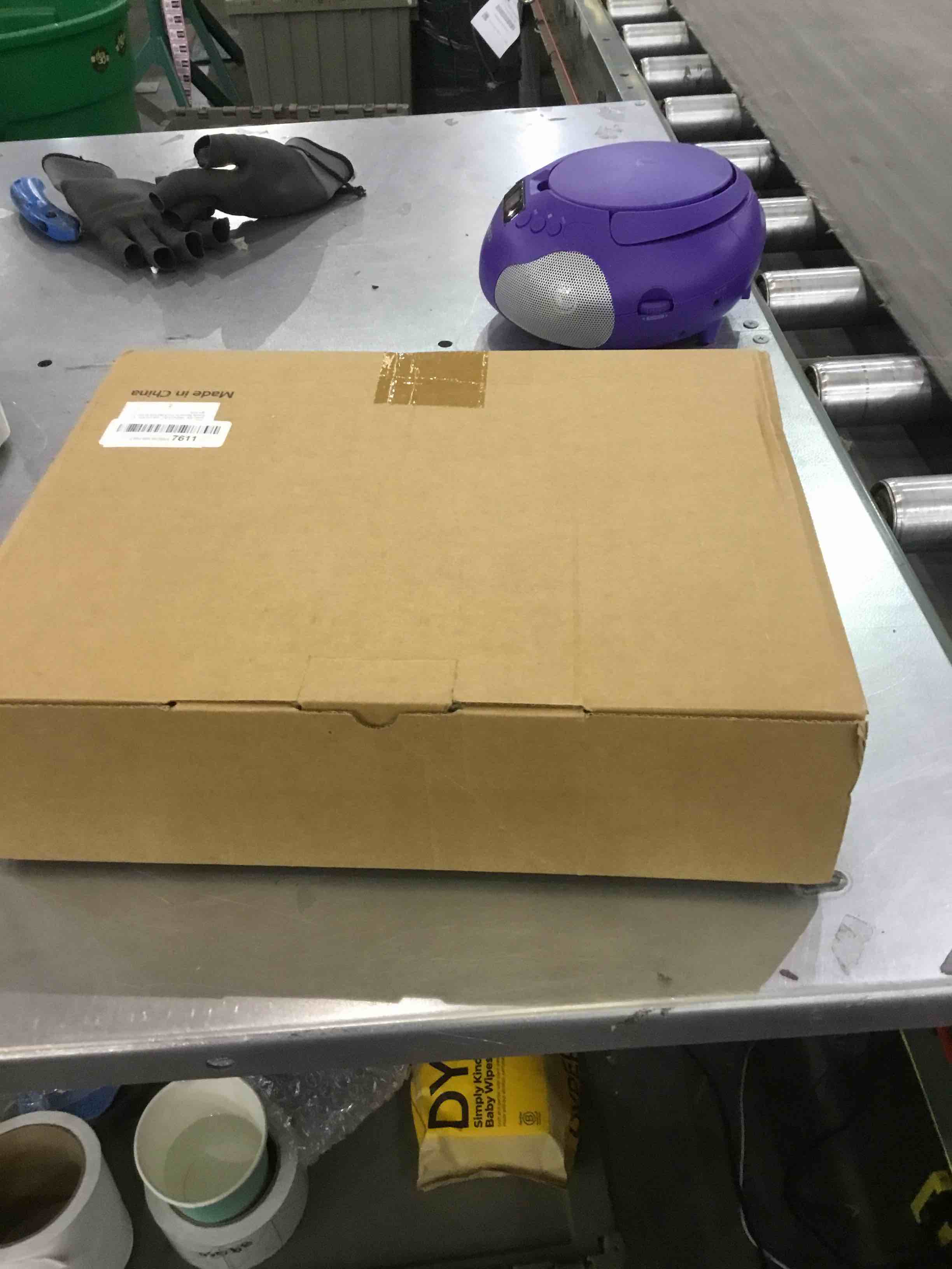 https://s3.amazonaws.com/lotting-images-prod/BargainHunt/EXS01121958_1710856963363.jpeg