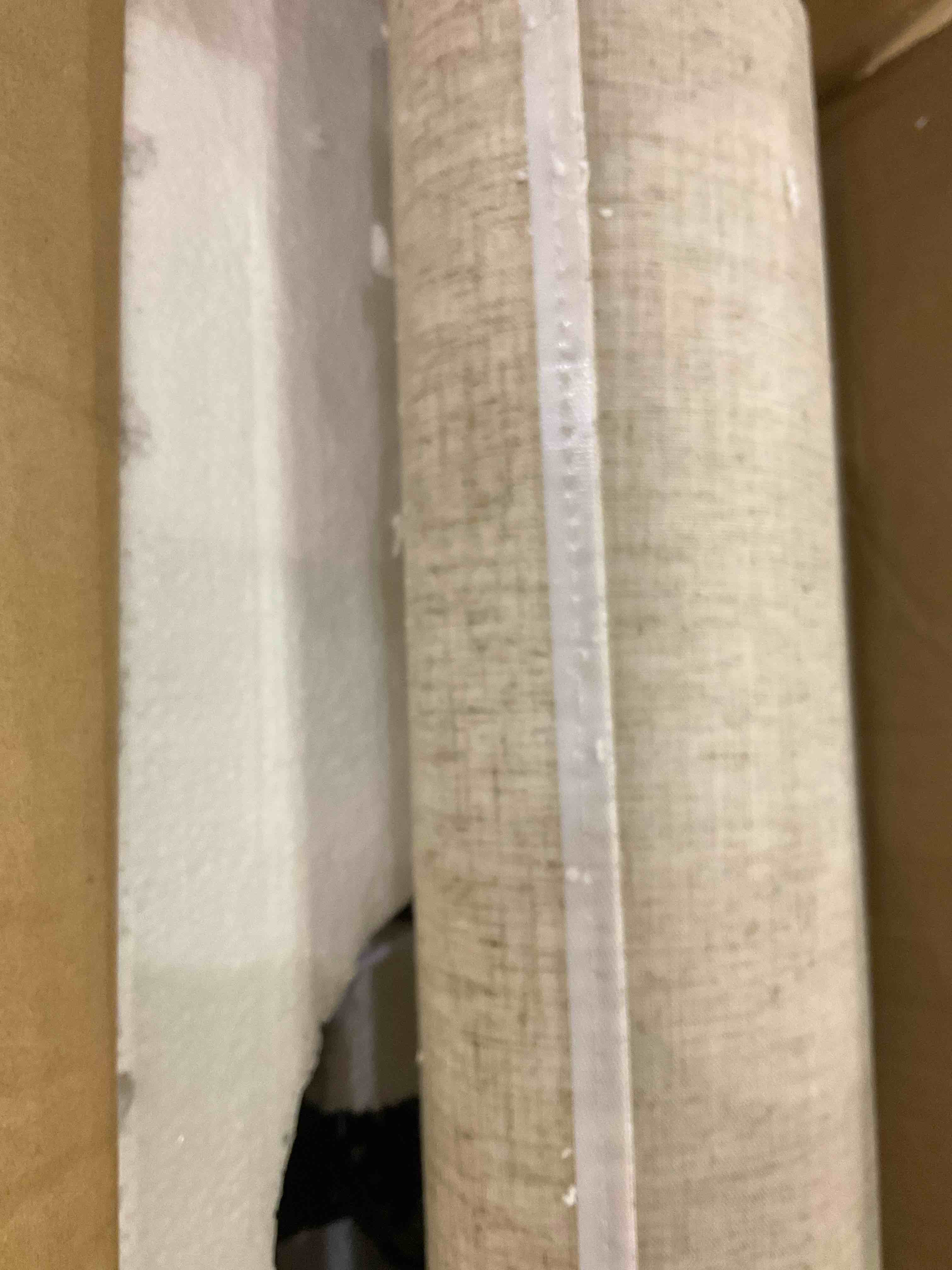 https://s3.amazonaws.com/lotting-images-prod/BargainHunt/EXS01126035_1707222073039.jpeg