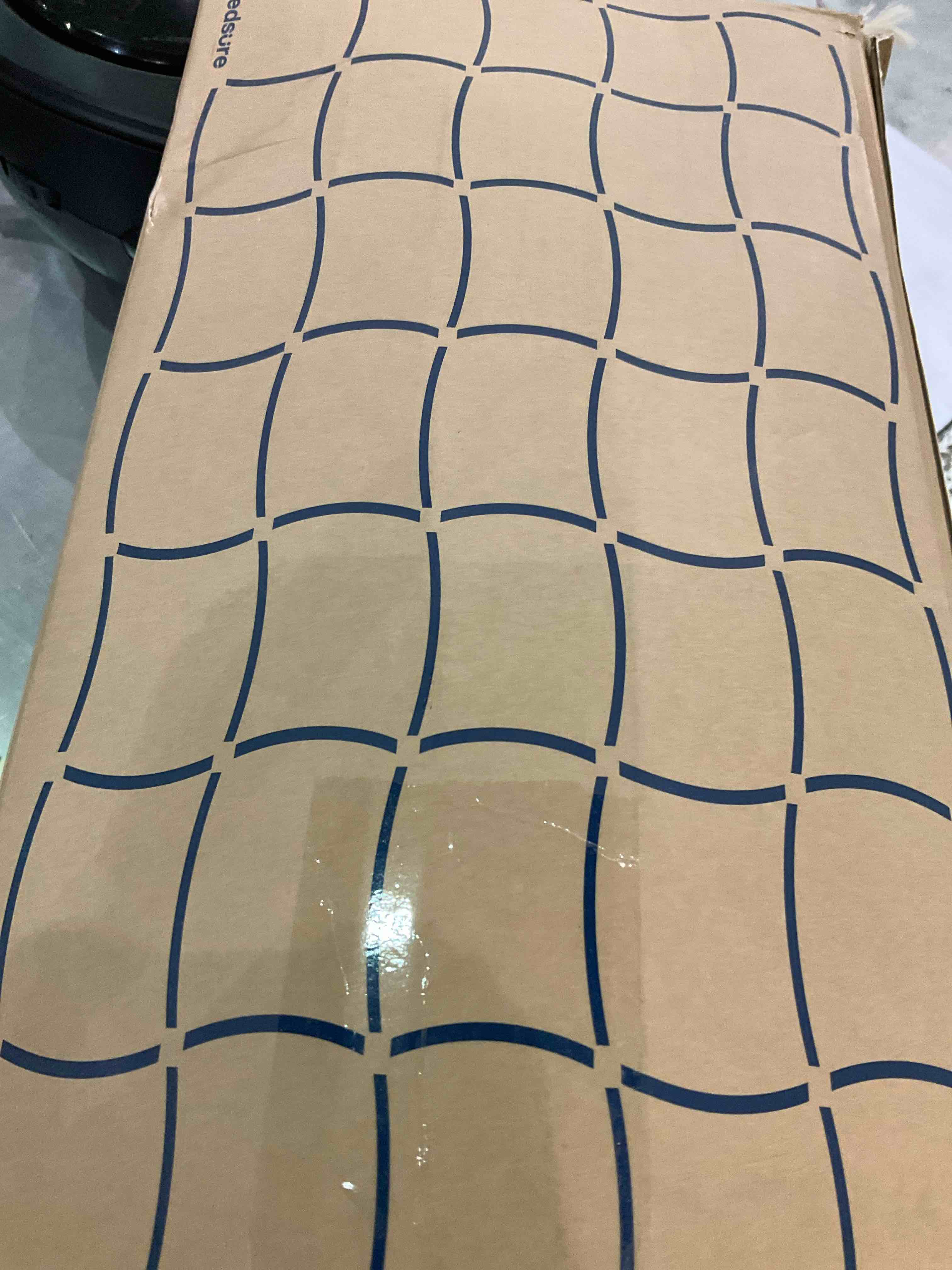 https://s3.amazonaws.com/lotting-images-prod/BargainHunt/EXS01126053_1707224235882.jpeg