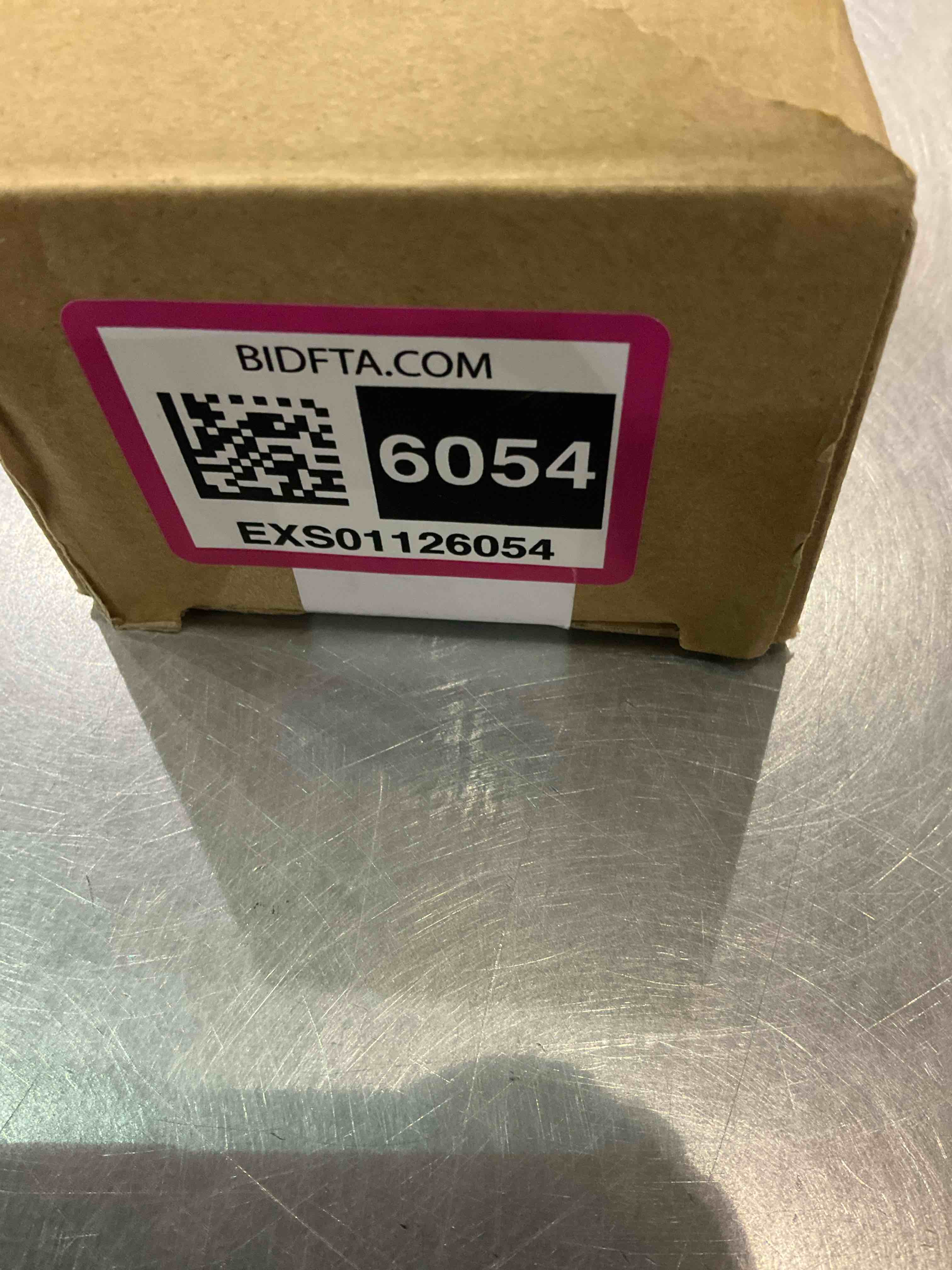 https://s3.amazonaws.com/lotting-images-prod/BargainHunt/EXS01126054_1707224320872.jpeg