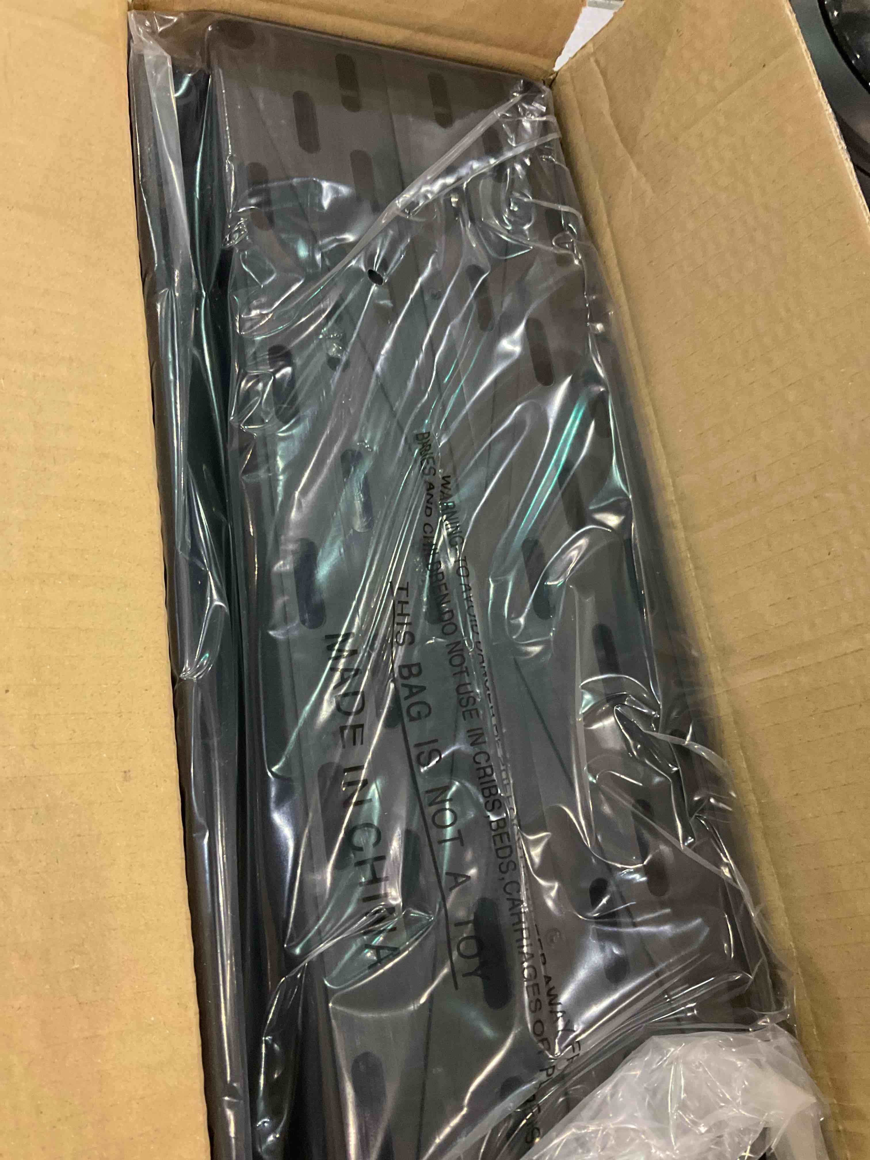 https://s3.amazonaws.com/lotting-images-prod/BargainHunt/EXS01126207_1707308801537.jpeg