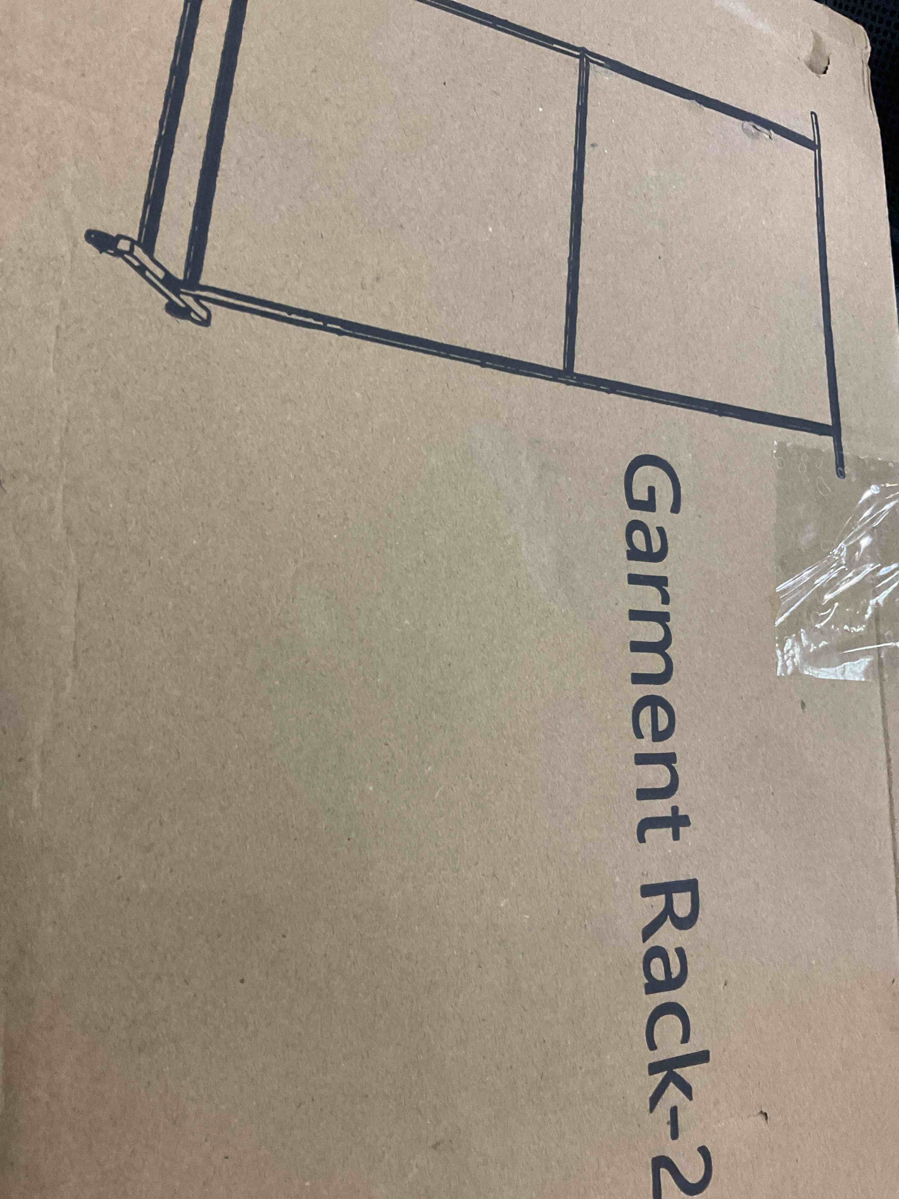 https://s3.amazonaws.com/lotting-images-prod/BargainHunt/EXS01126437_1707420736021.jpeg
