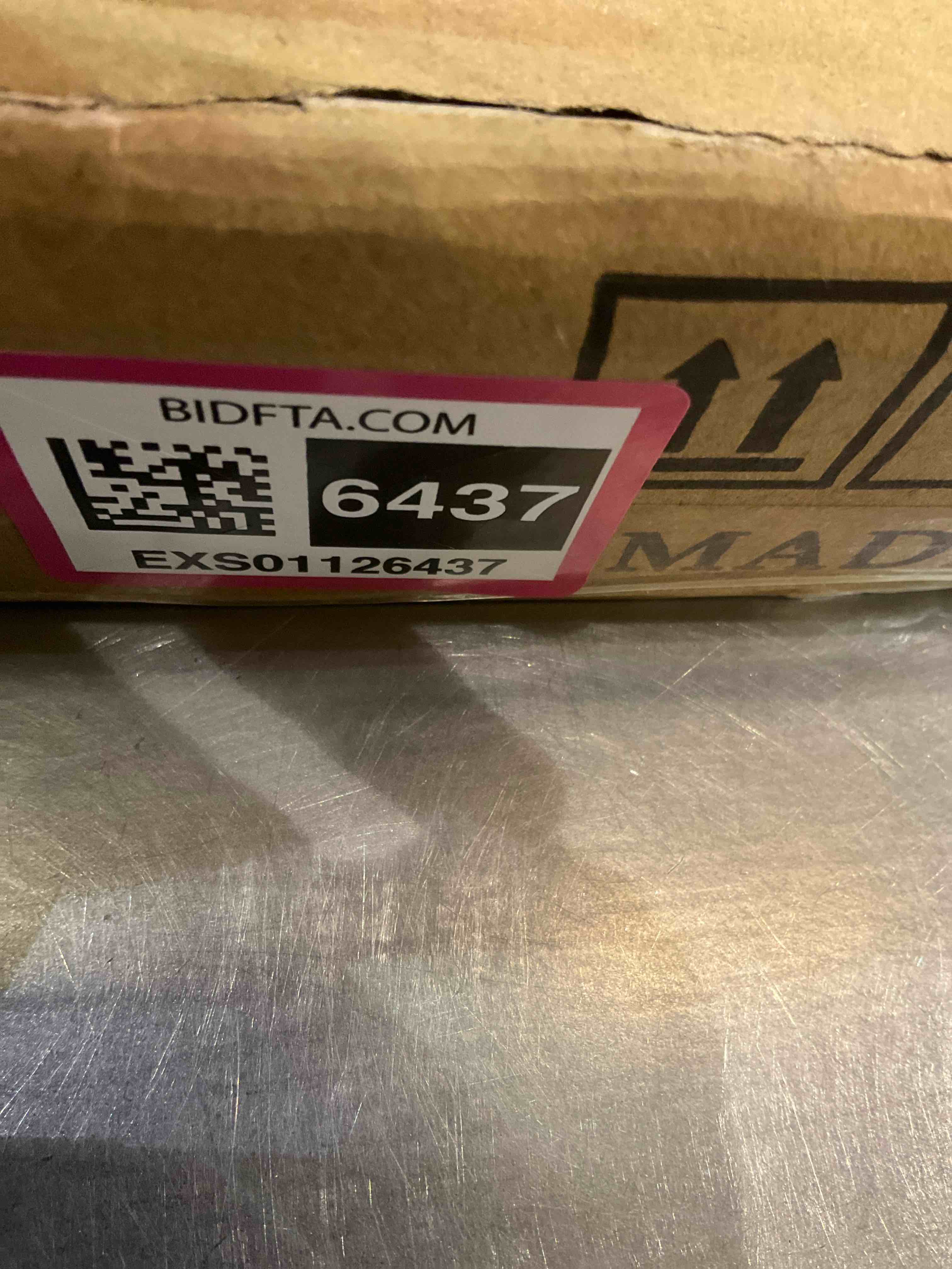 https://s3.amazonaws.com/lotting-images-prod/BargainHunt/EXS01126437_1707420755168.jpeg