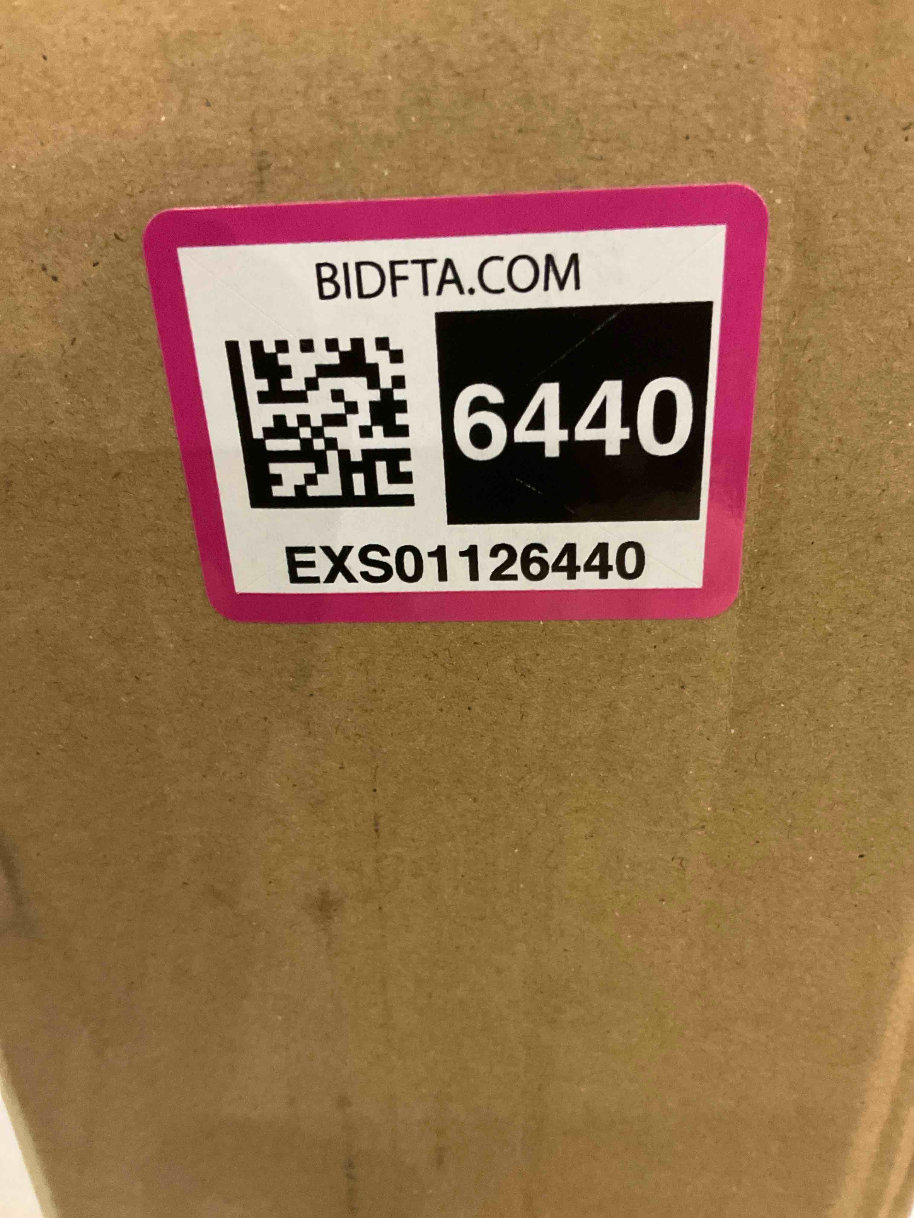 https://s3.amazonaws.com/lotting-images-prod/BargainHunt/EXS01126440_1707421460316.jpeg