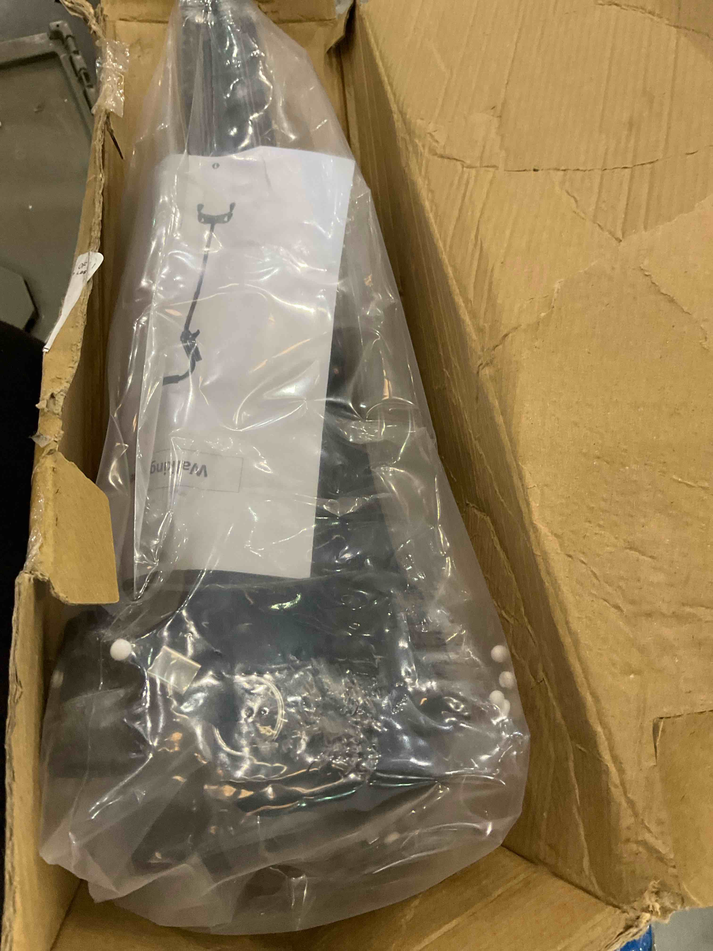 https://s3.amazonaws.com/lotting-images-prod/BargainHunt/EXS01129029_1706636719742.jpeg
