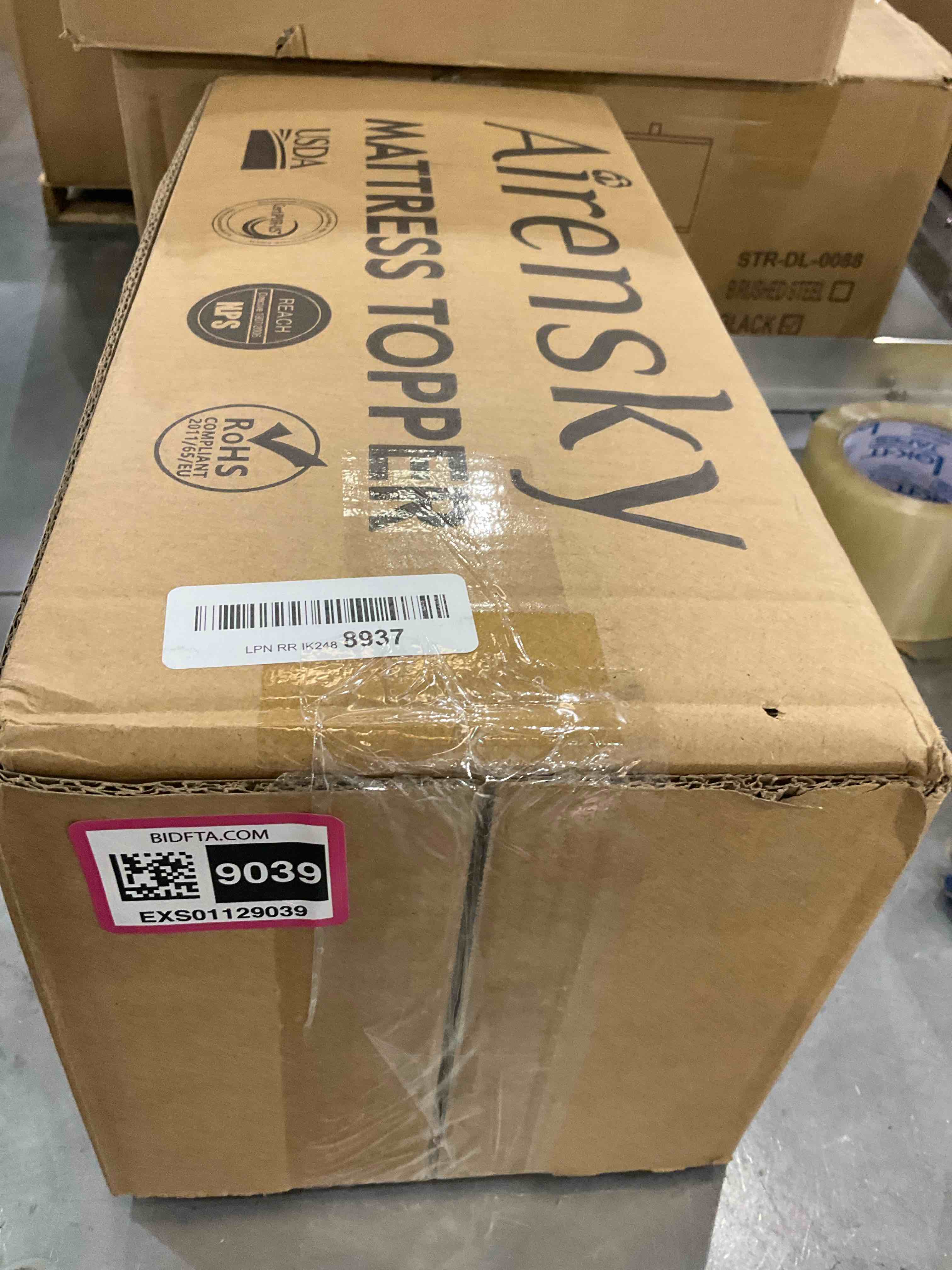 https://s3.amazonaws.com/lotting-images-prod/BargainHunt/EXS01129039_1706638137259.jpeg