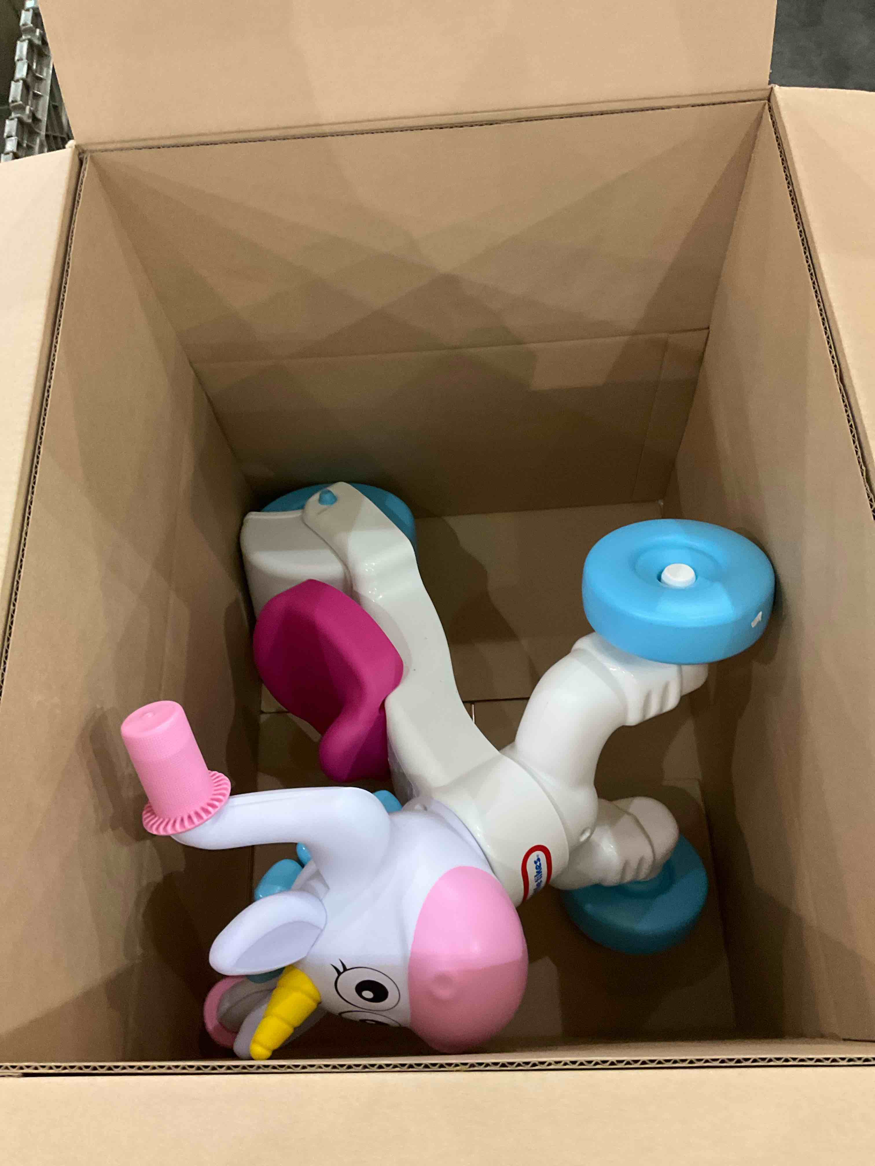 Little Tikes Go & Grow Unicorn Indoor & Outdoor Ride-On Scoot for Preschool Kids Toddlers and Children to Develop Motor Skills for Boys Girls Age 1-3 Years