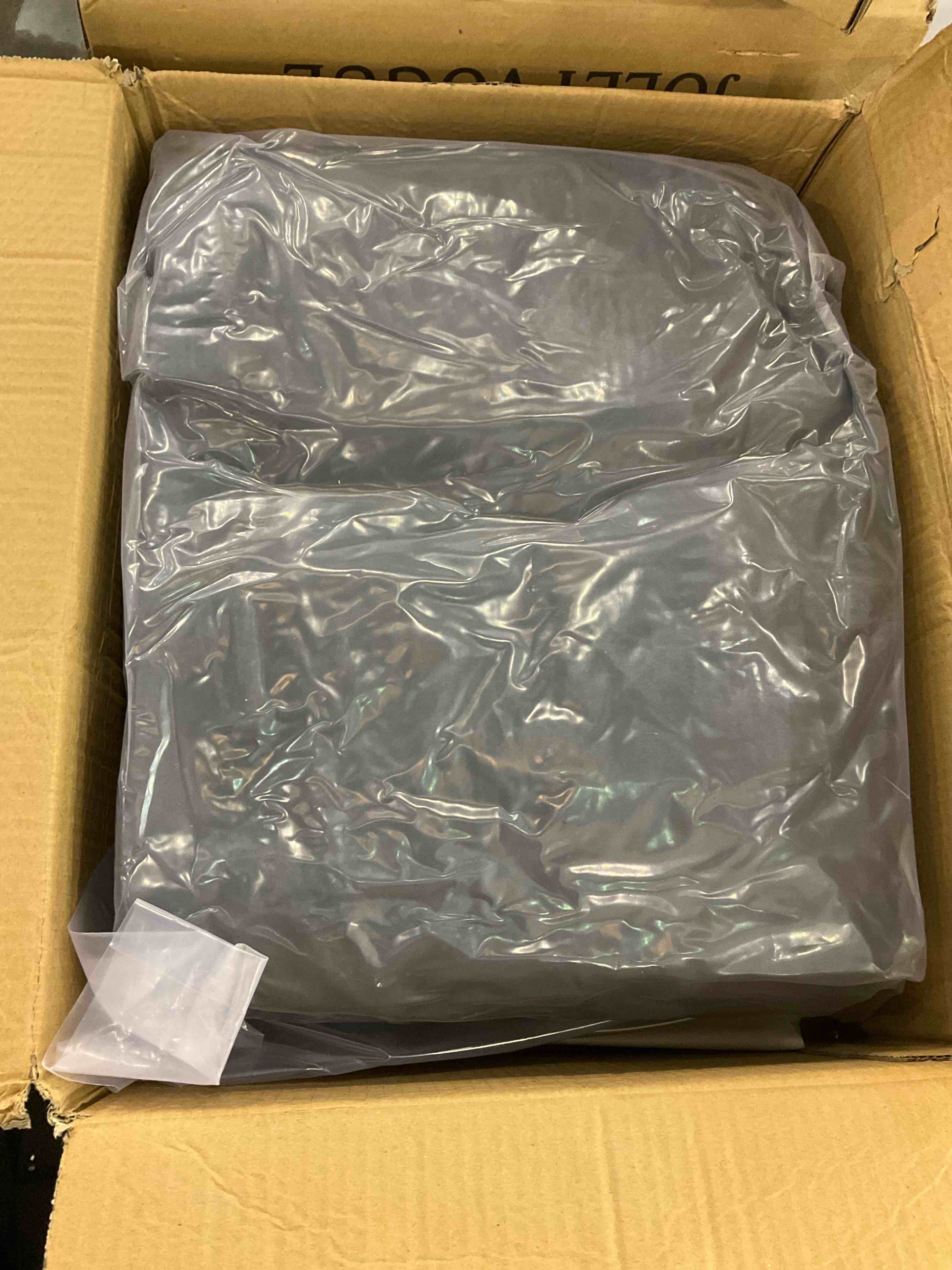 https://s3.amazonaws.com/lotting-images-prod/BargainHunt/EXS01129226_1706725966903.jpeg