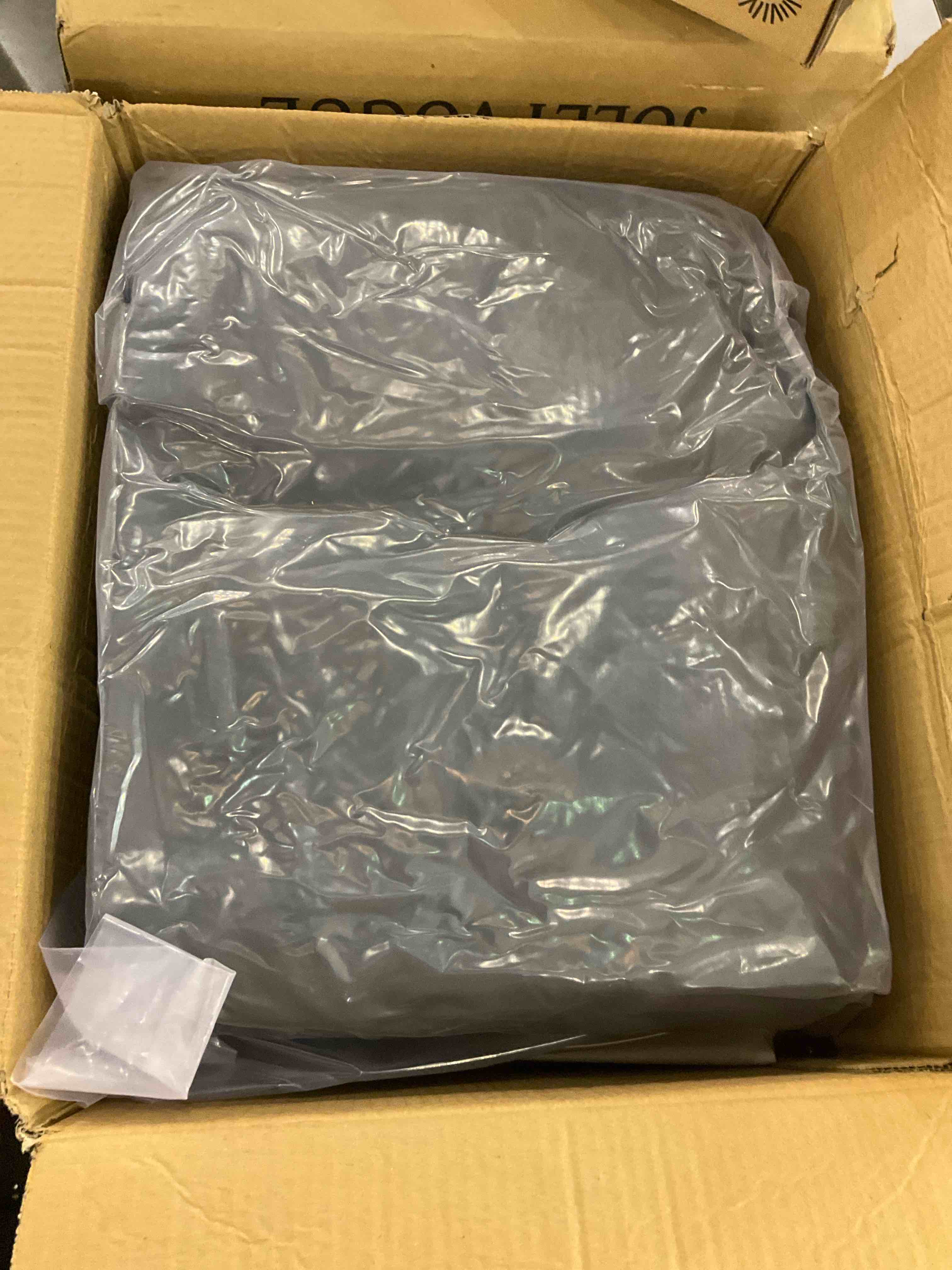 https://s3.amazonaws.com/lotting-images-prod/BargainHunt/EXS01129226_1706725967969.jpeg