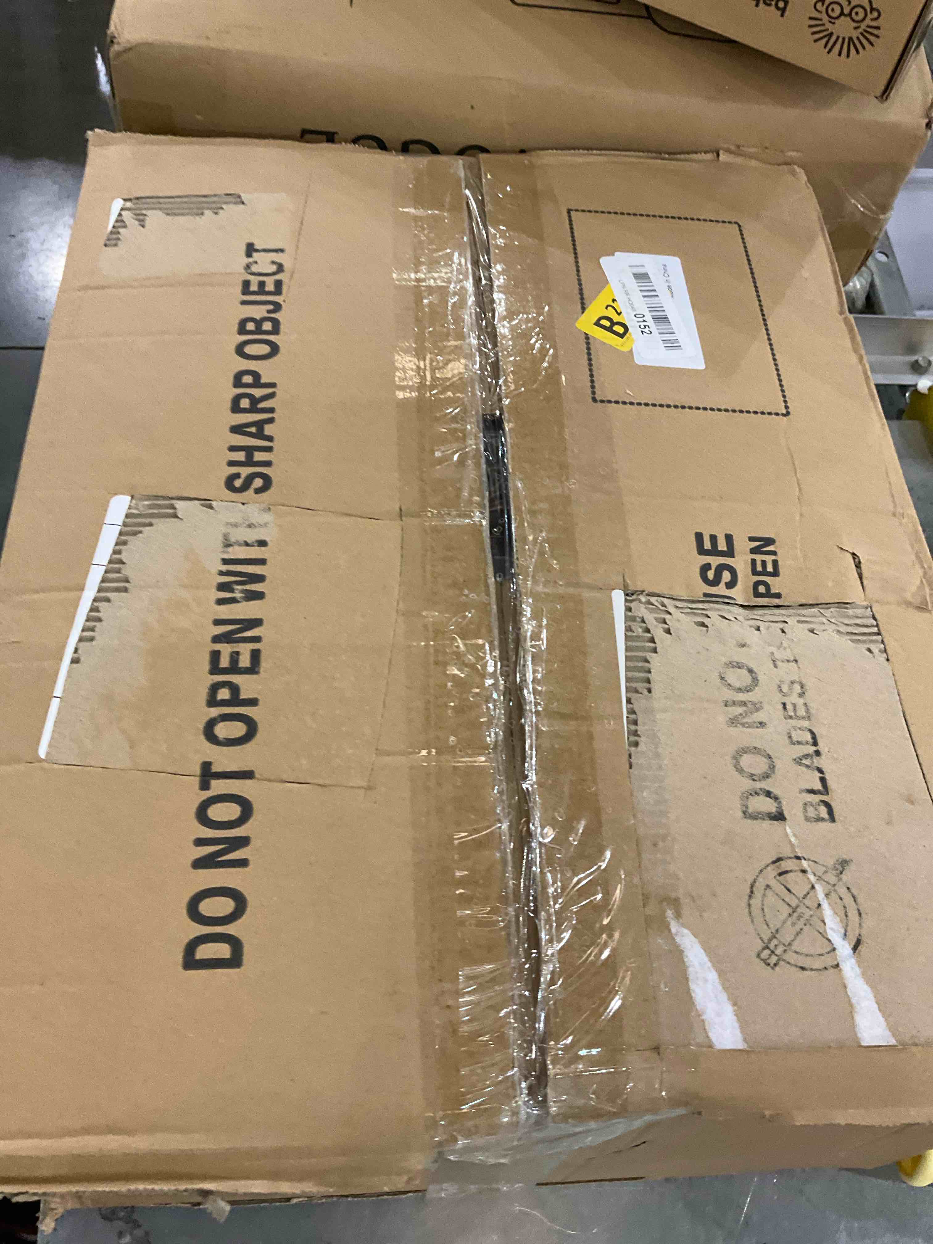 https://s3.amazonaws.com/lotting-images-prod/BargainHunt/EXS01129226_1706725981860.jpeg