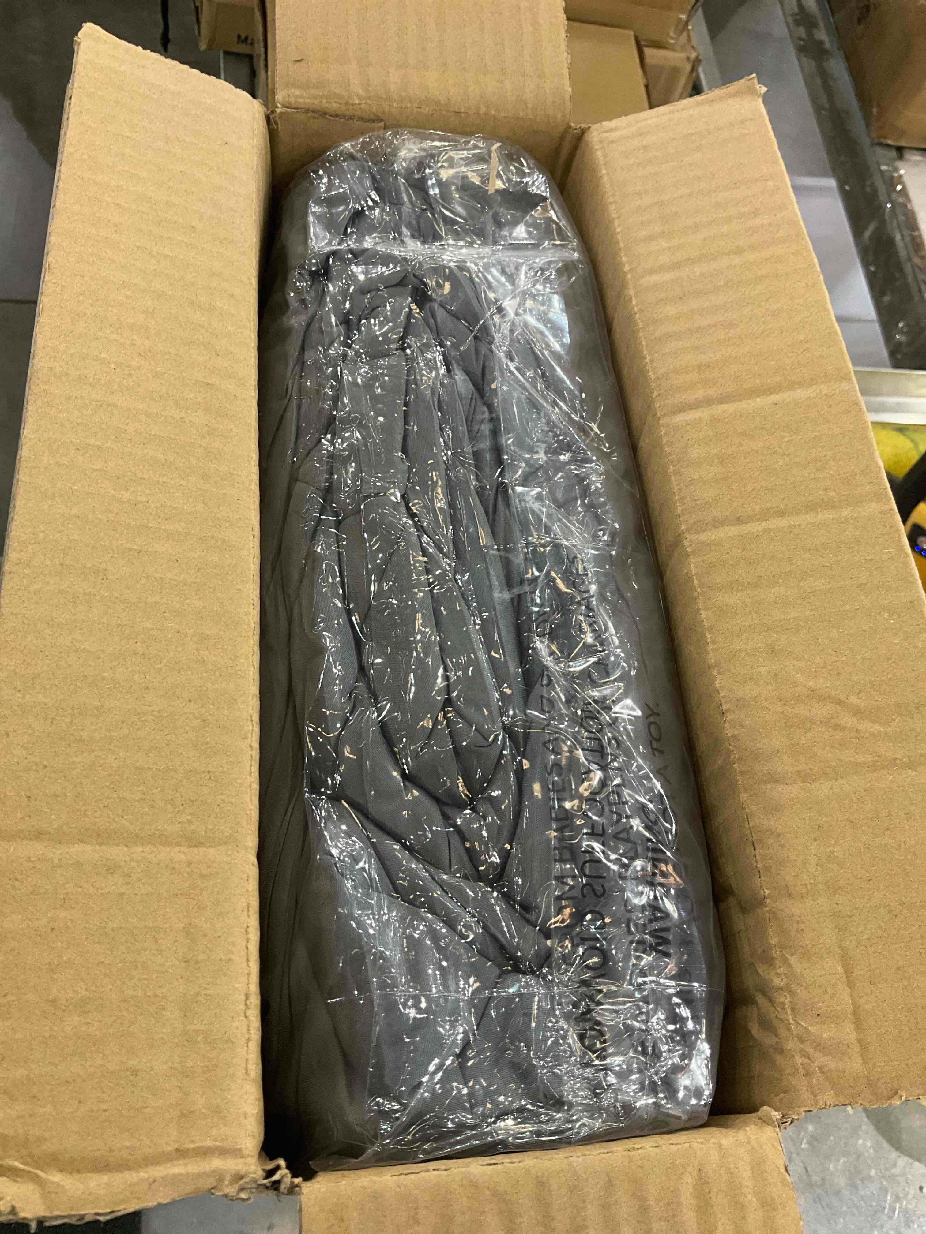 https://s3.amazonaws.com/lotting-images-prod/BargainHunt/EXS01129228_1706726075839.jpeg