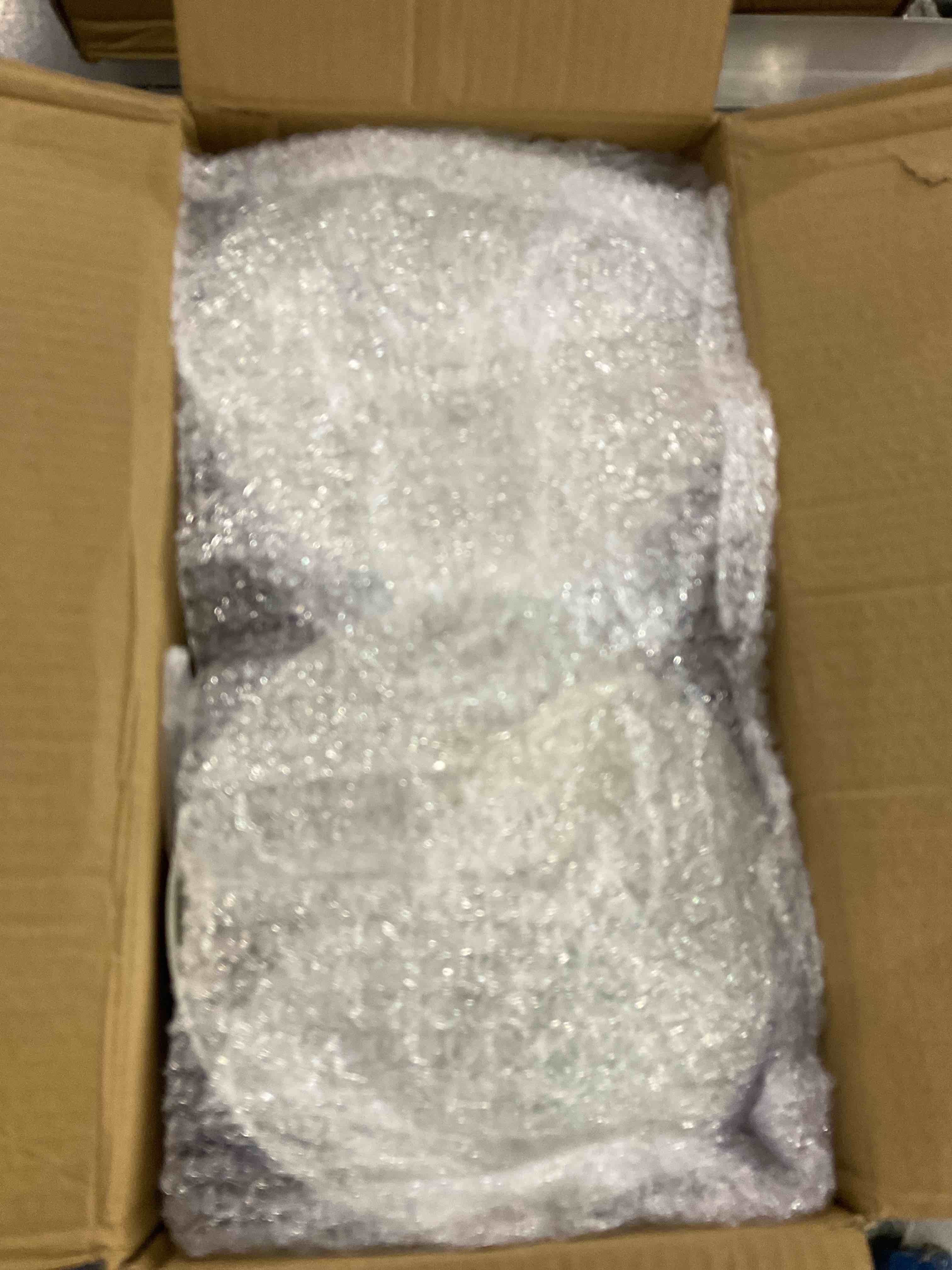 https://s3.amazonaws.com/lotting-images-prod/BargainHunt/EXS01129292_1706790992771.jpeg