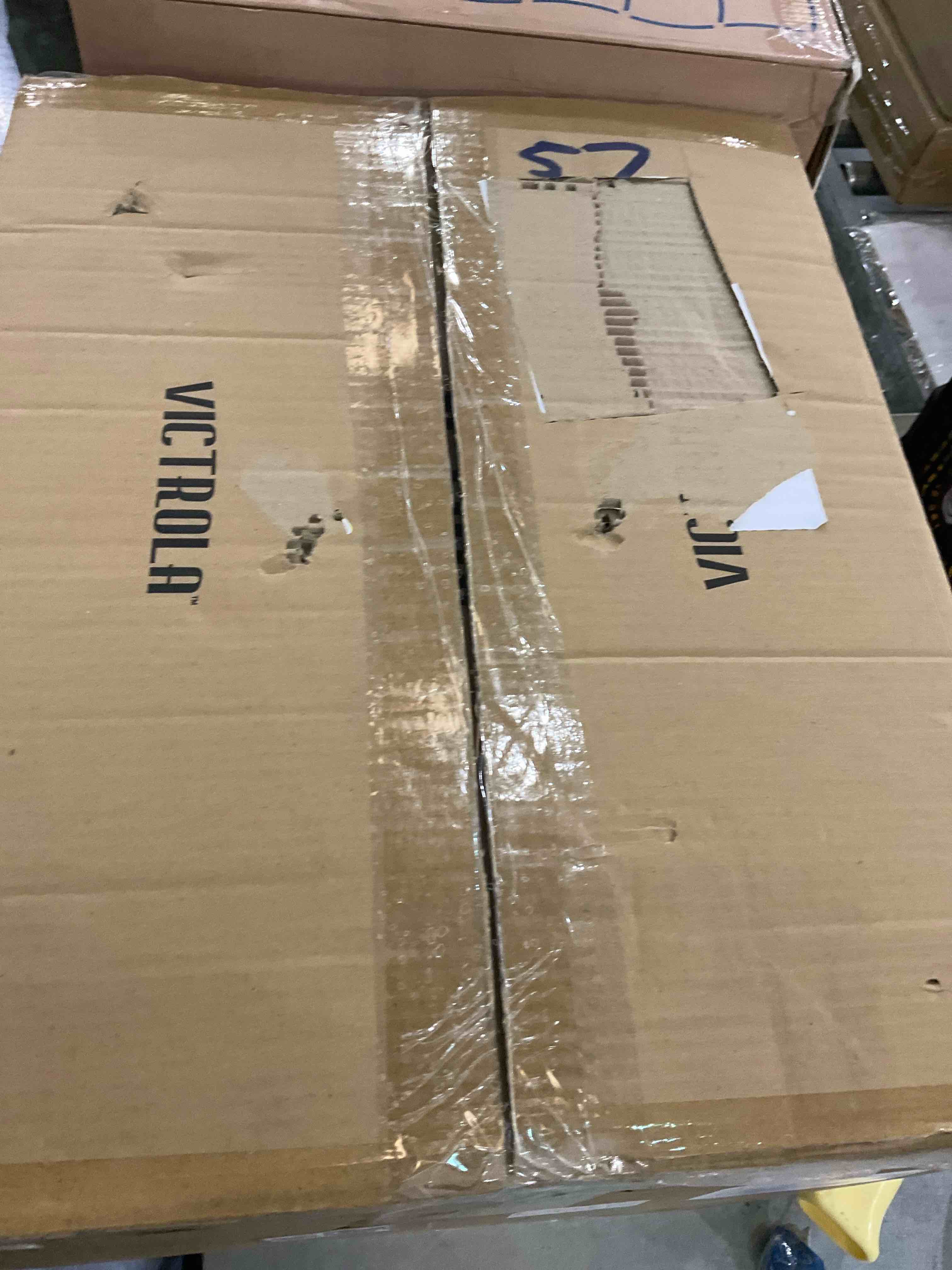 https://s3.amazonaws.com/lotting-images-prod/BargainHunt/EXS01129363_1706798544037.jpeg