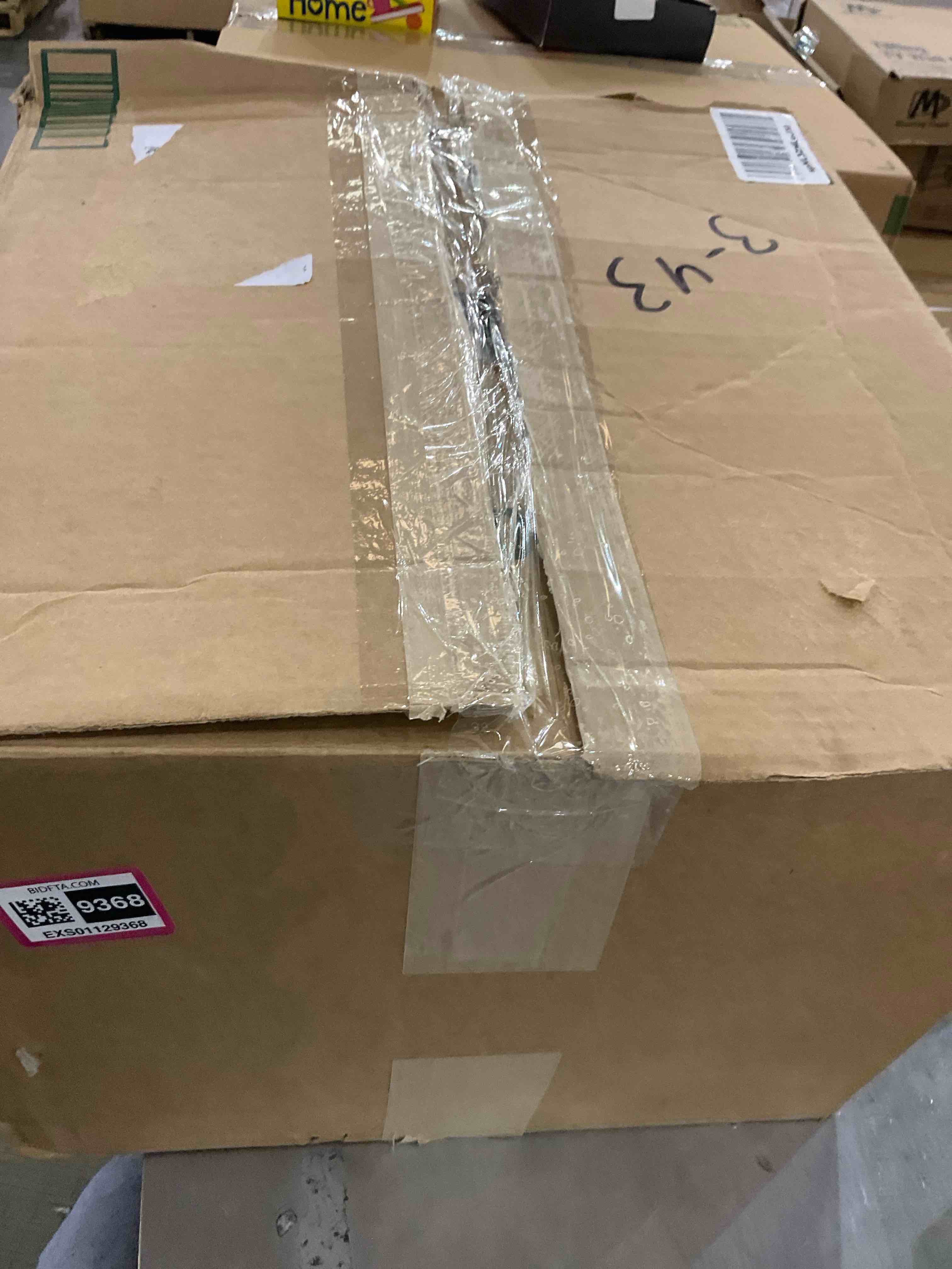 https://s3.amazonaws.com/lotting-images-prod/BargainHunt/EXS01129368_1706799110780.jpeg