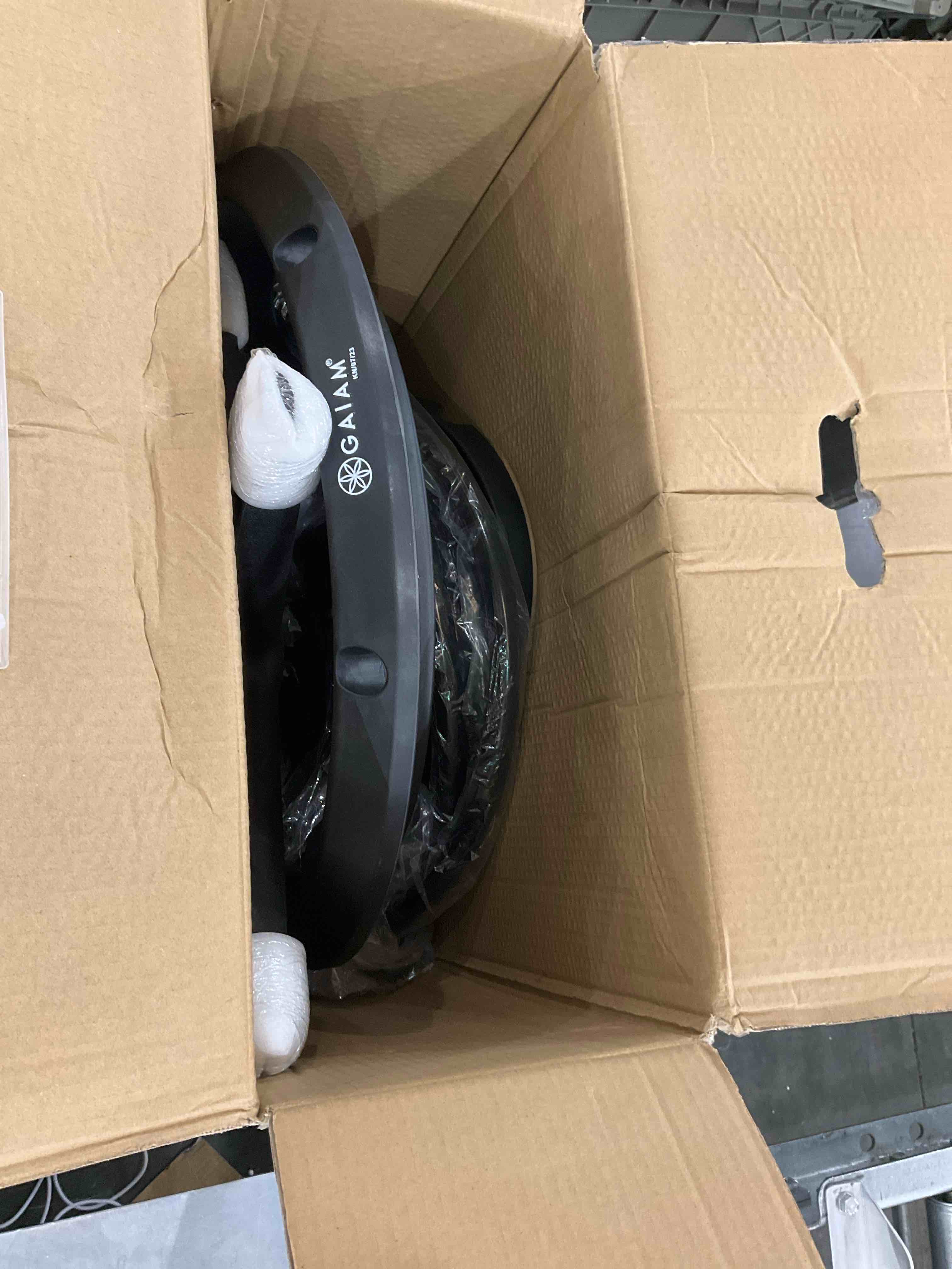 https://s3.amazonaws.com/lotting-images-prod/BargainHunt/EXS01129425_1706809112169.jpeg