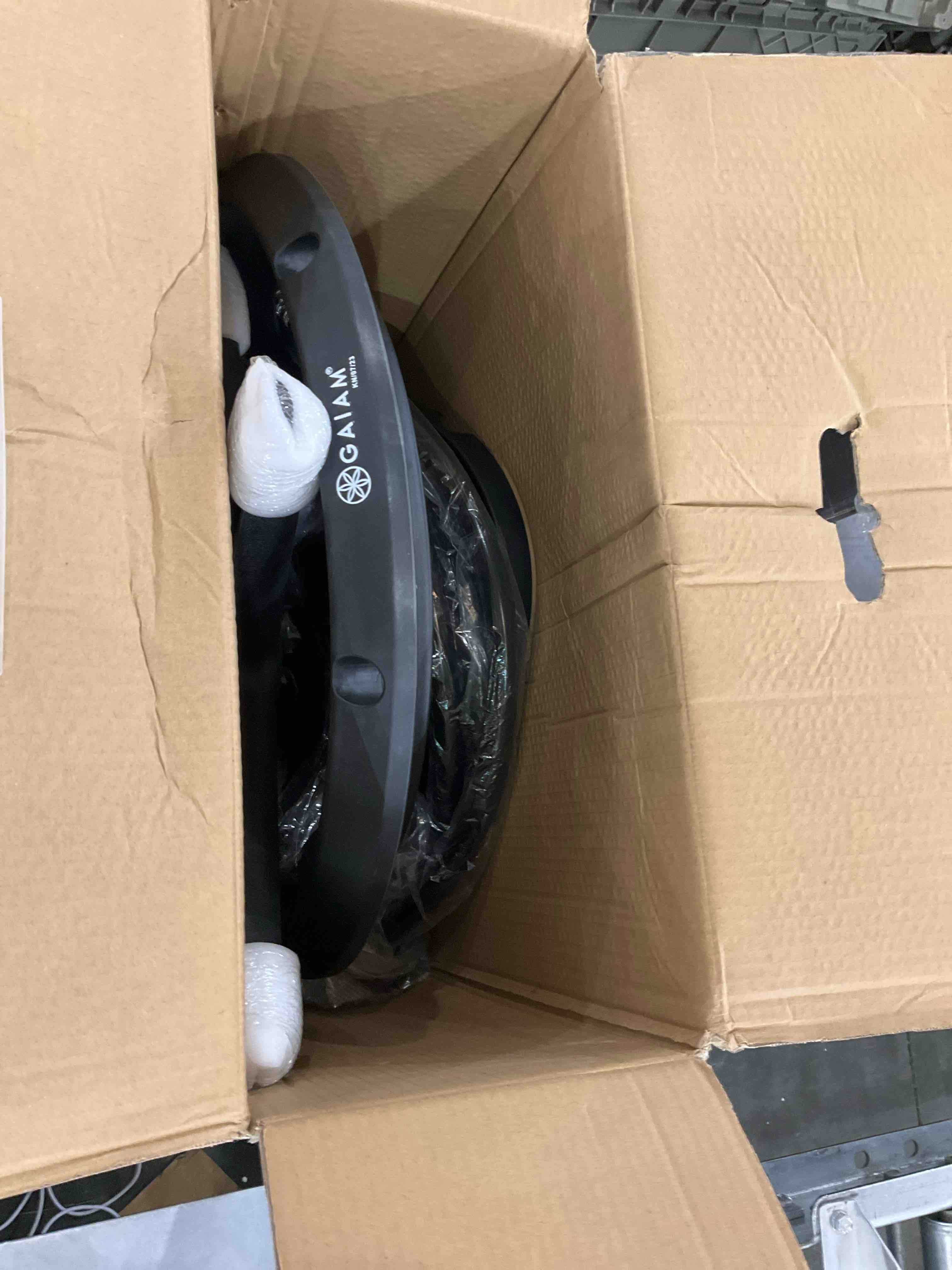 https://s3.amazonaws.com/lotting-images-prod/BargainHunt/EXS01129425_1706809113384.jpeg