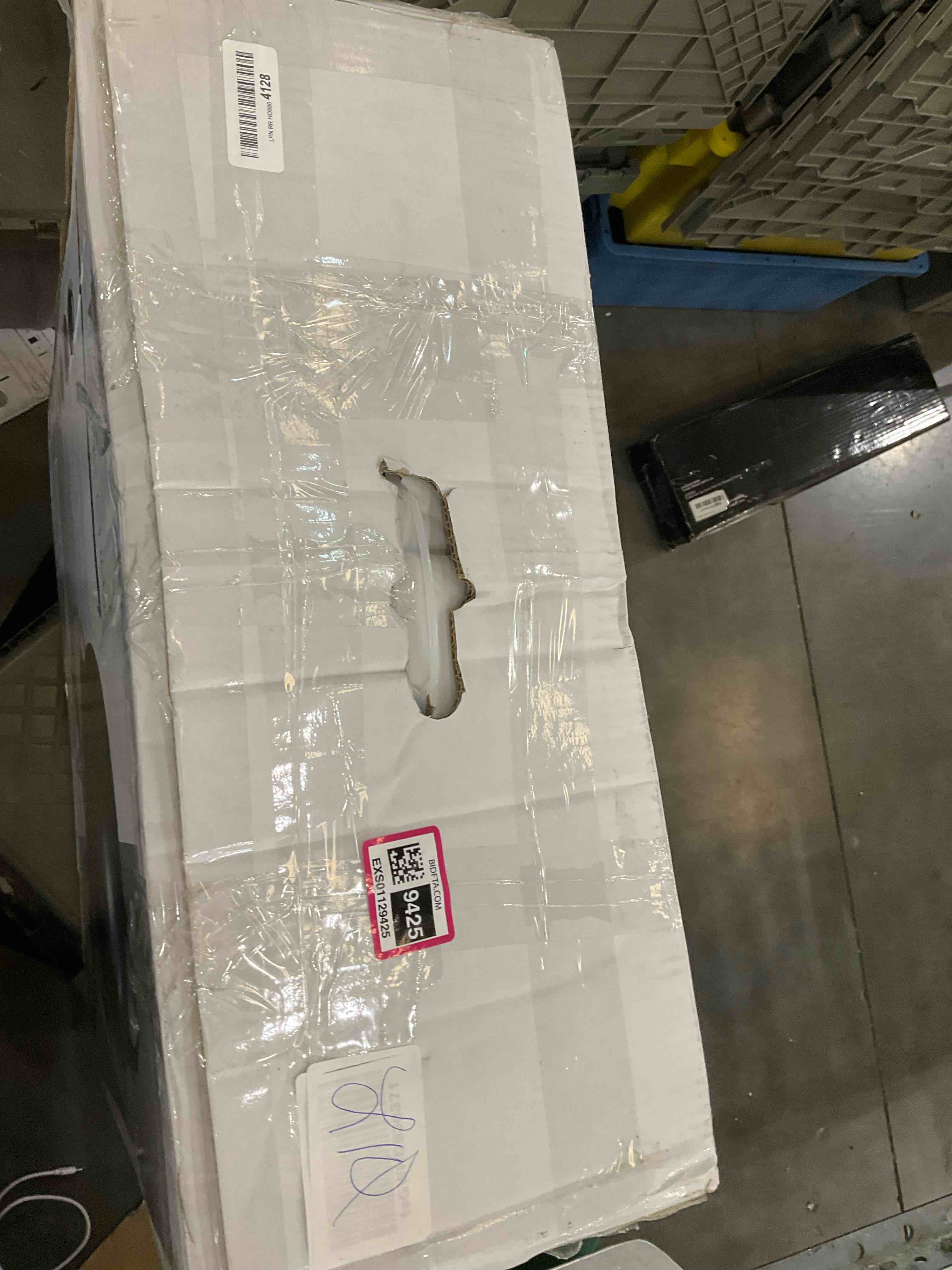 https://s3.amazonaws.com/lotting-images-prod/BargainHunt/EXS01129425_1706809136303.jpeg