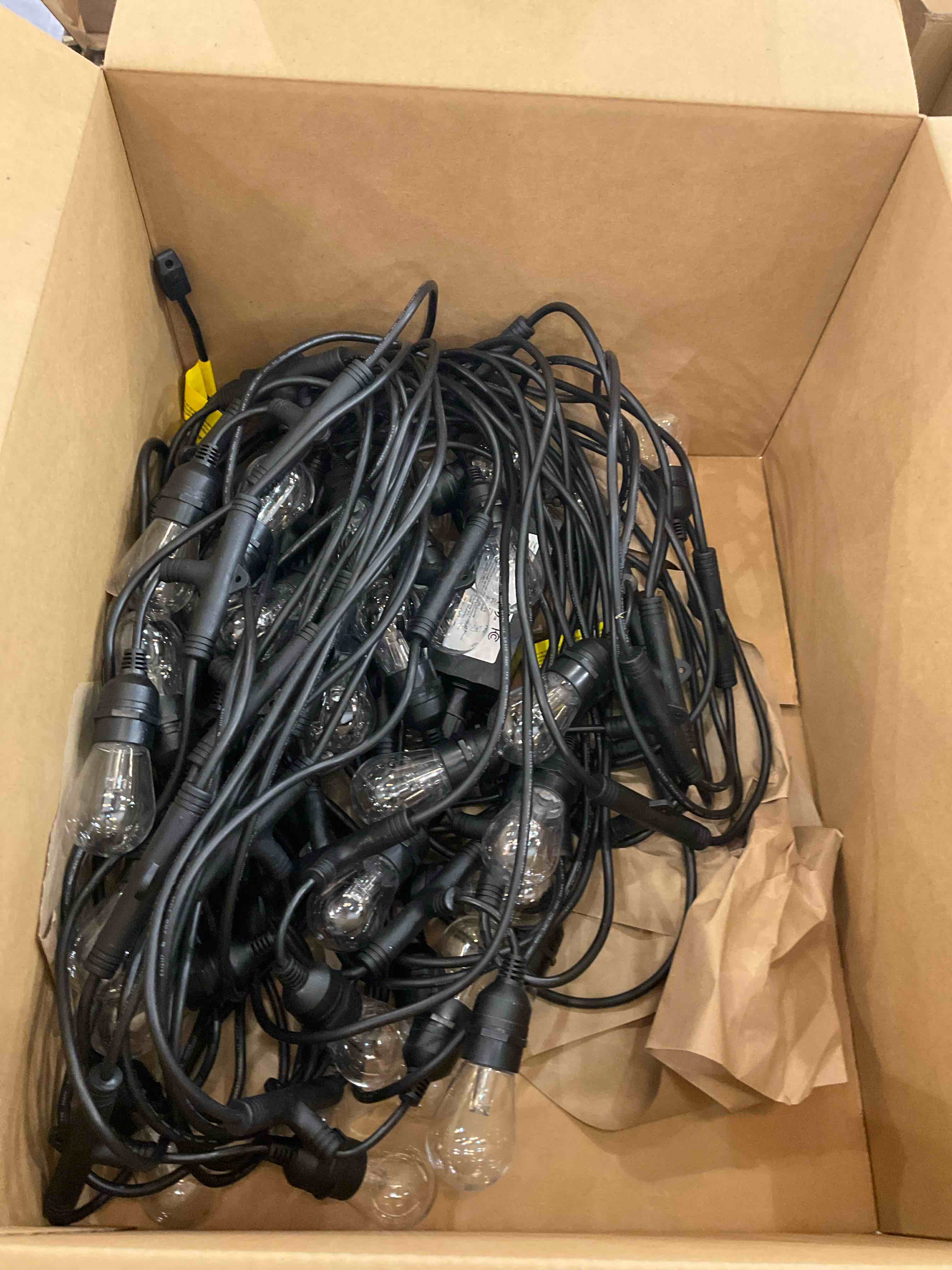 https://s3.amazonaws.com/lotting-images-prod/BargainHunt/EXS01129433_1706810760872.jpeg