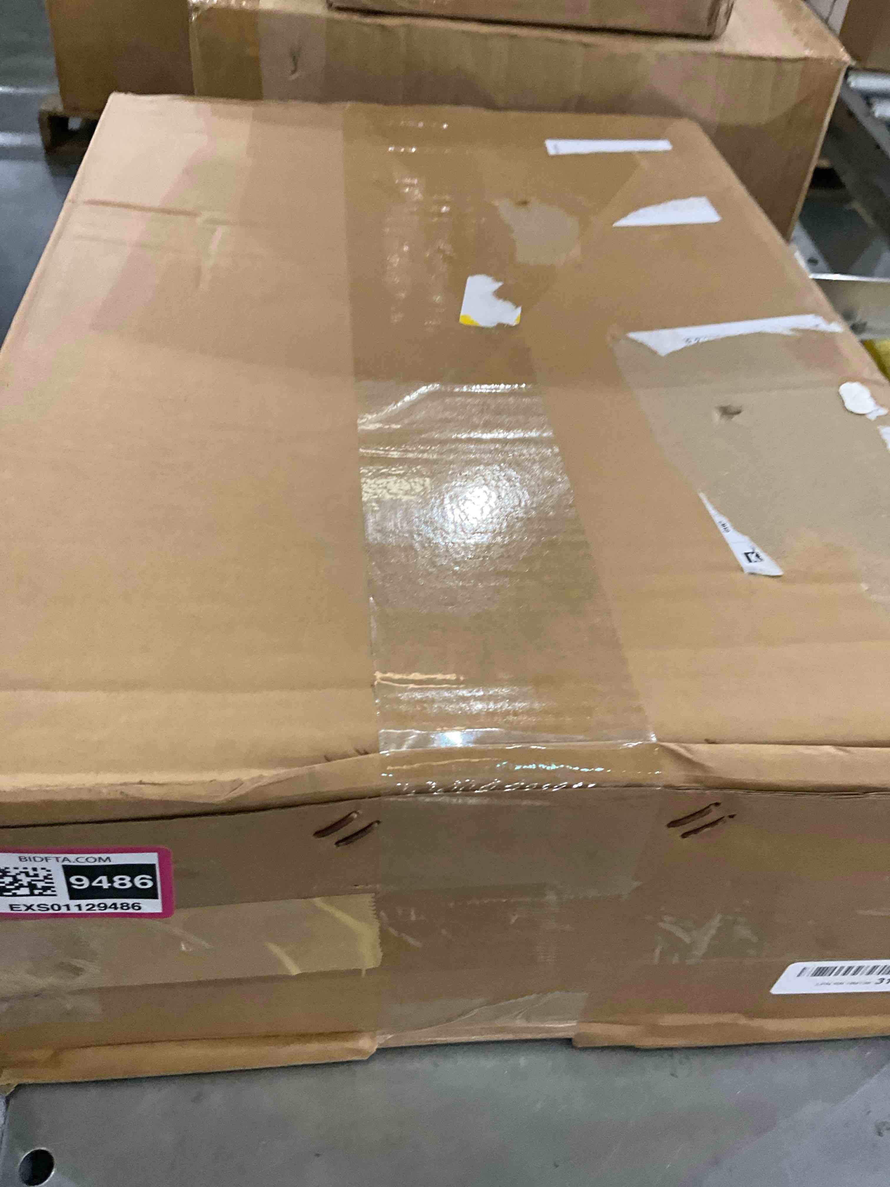 https://s3.amazonaws.com/lotting-images-prod/BargainHunt/EXS01129486_1706817436487.jpeg