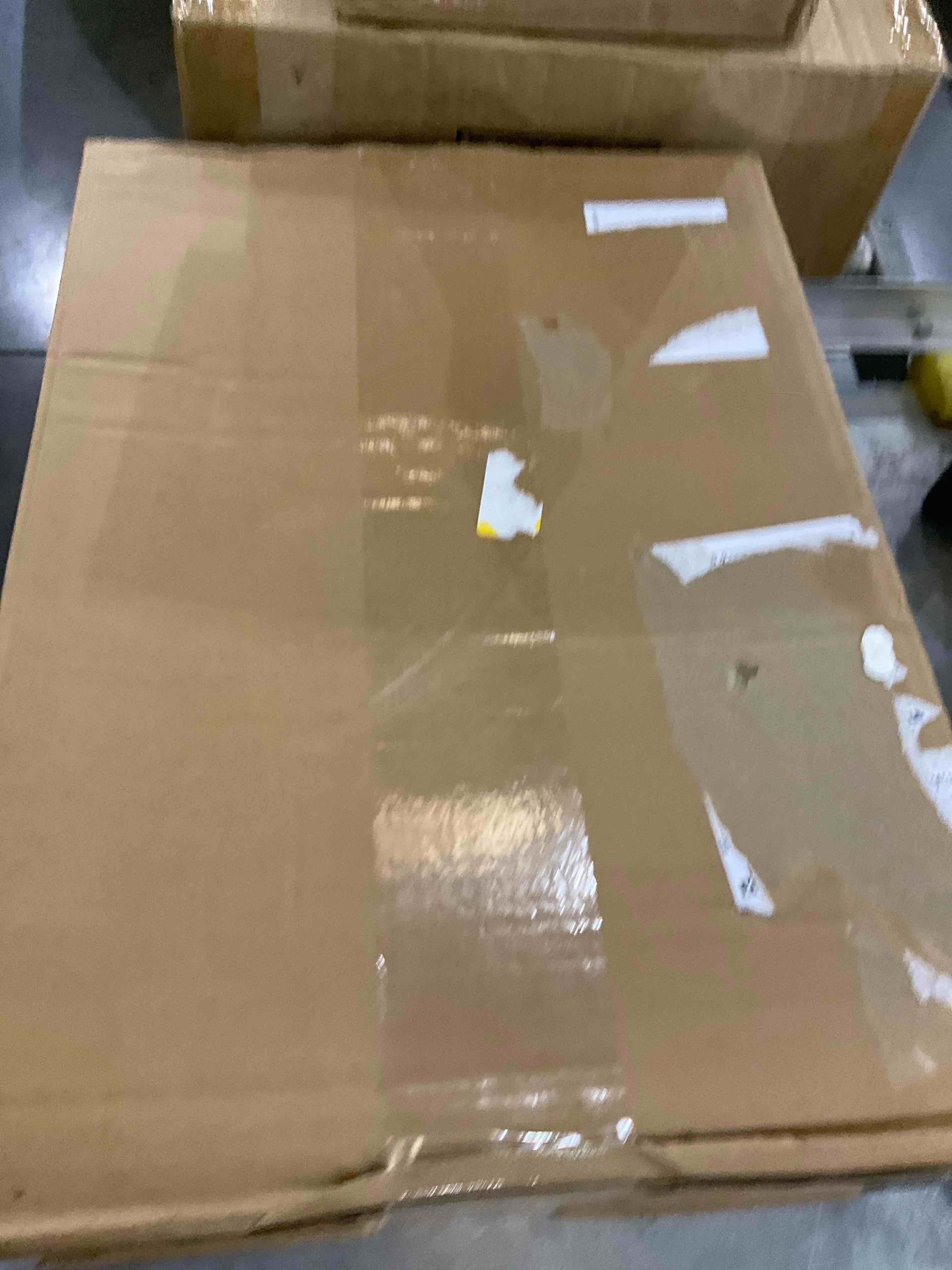 https://s3.amazonaws.com/lotting-images-prod/BargainHunt/EXS01129486_1706817437568.jpeg