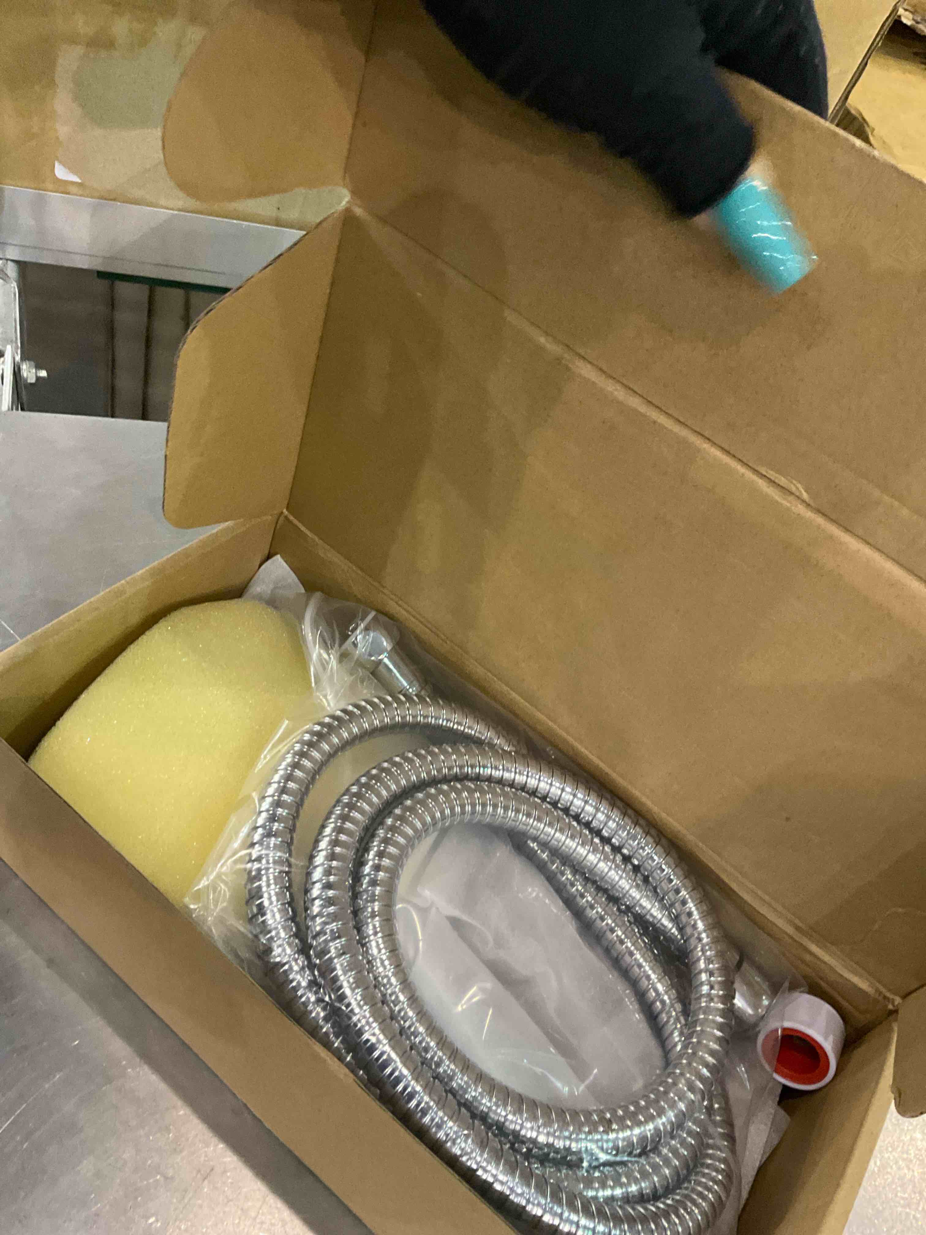 https://s3.amazonaws.com/lotting-images-prod/BargainHunt/EXS01130860_1707222262094.jpeg