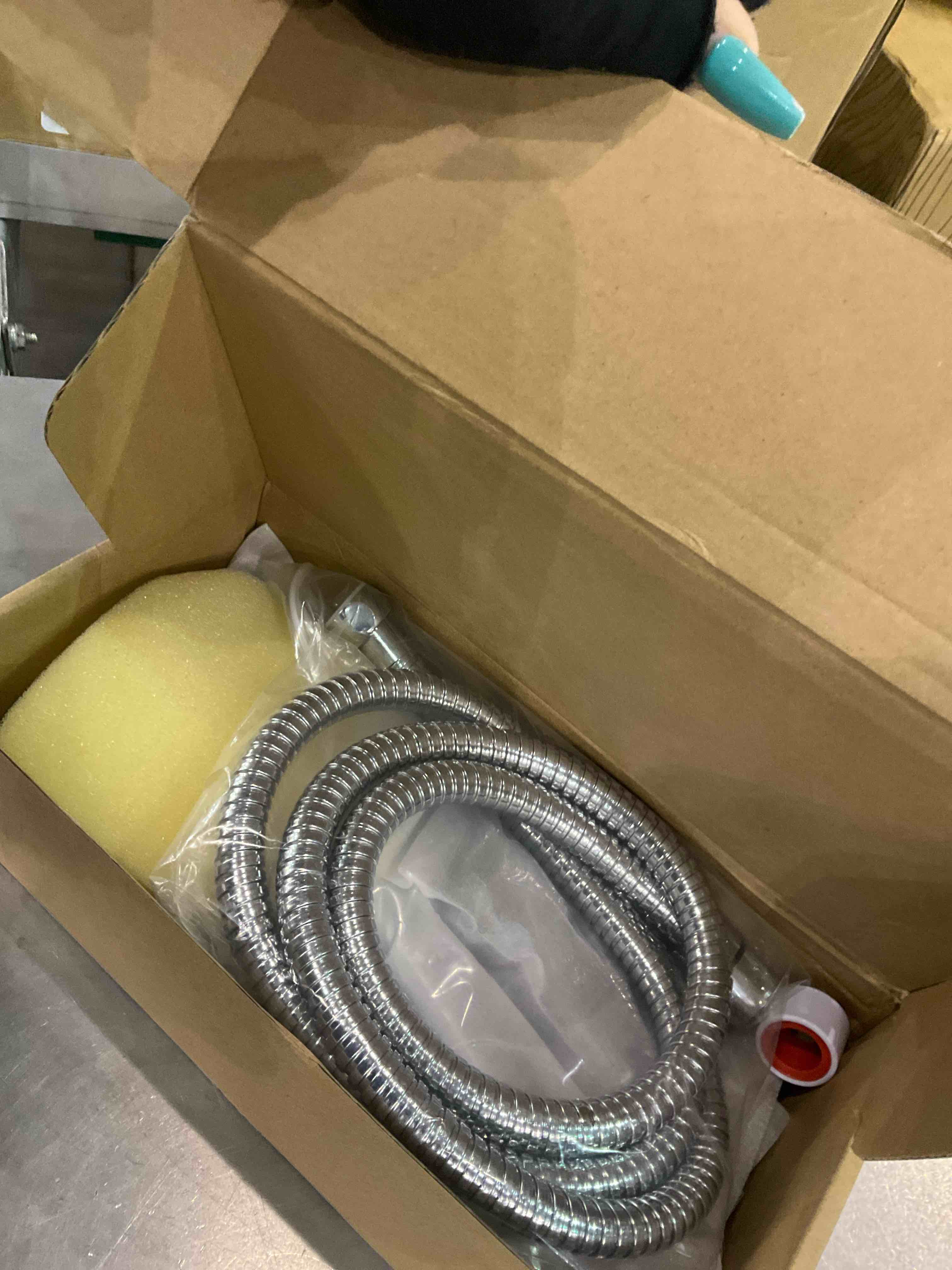 https://s3.amazonaws.com/lotting-images-prod/BargainHunt/EXS01130860_1707222263130.jpeg