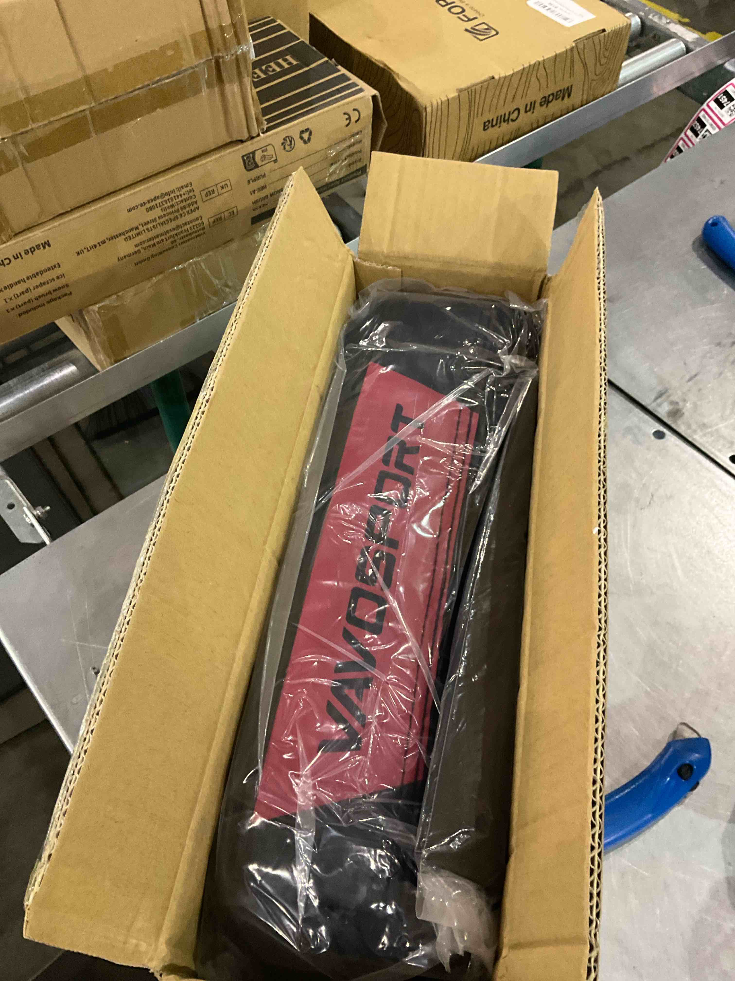 https://s3.amazonaws.com/lotting-images-prod/BargainHunt/EXS01130861_1707222355700.jpeg