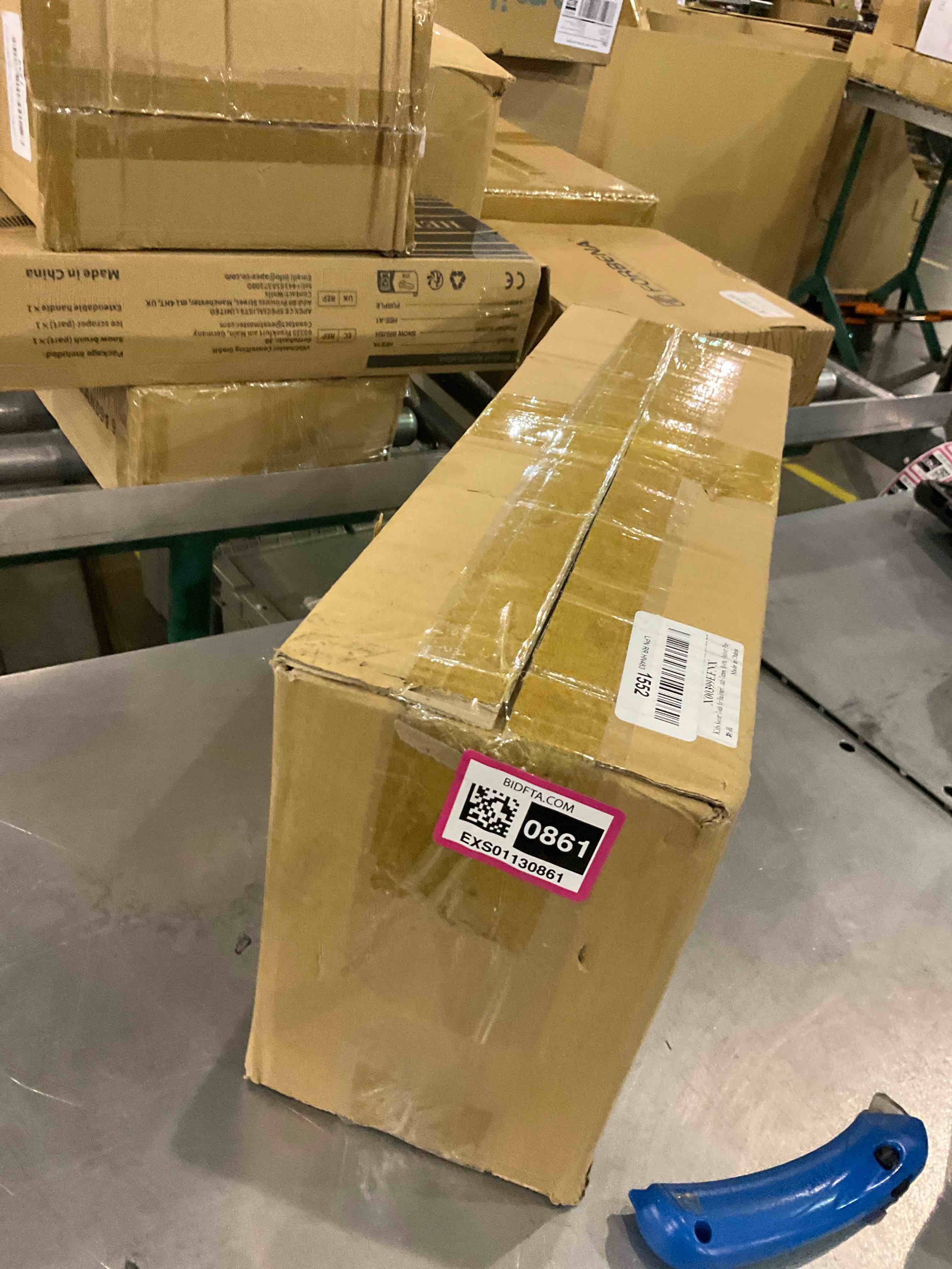 https://s3.amazonaws.com/lotting-images-prod/BargainHunt/EXS01130861_1707222387030.jpeg