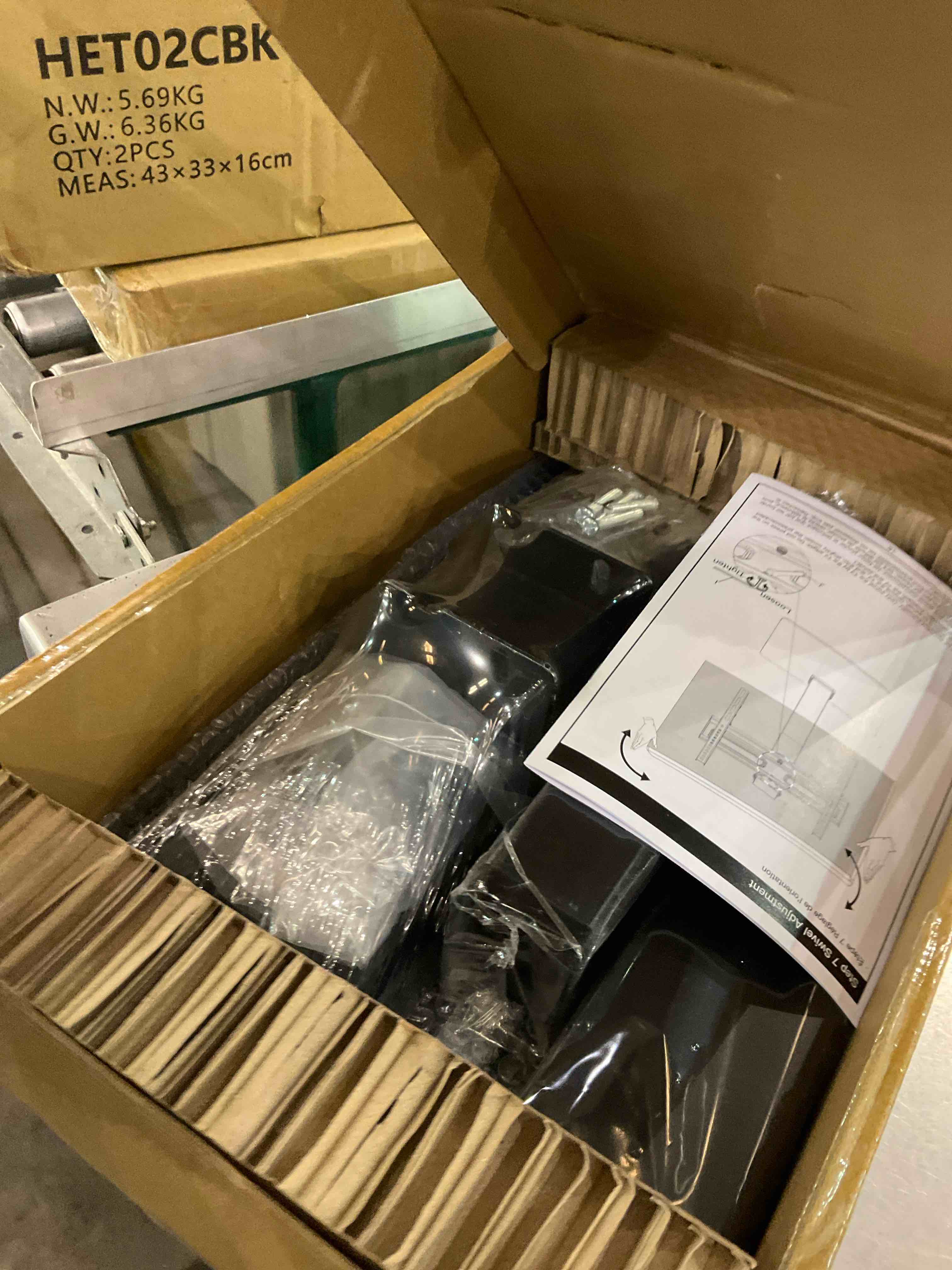 https://s3.amazonaws.com/lotting-images-prod/BargainHunt/EXS01130900_1707229711232.jpeg