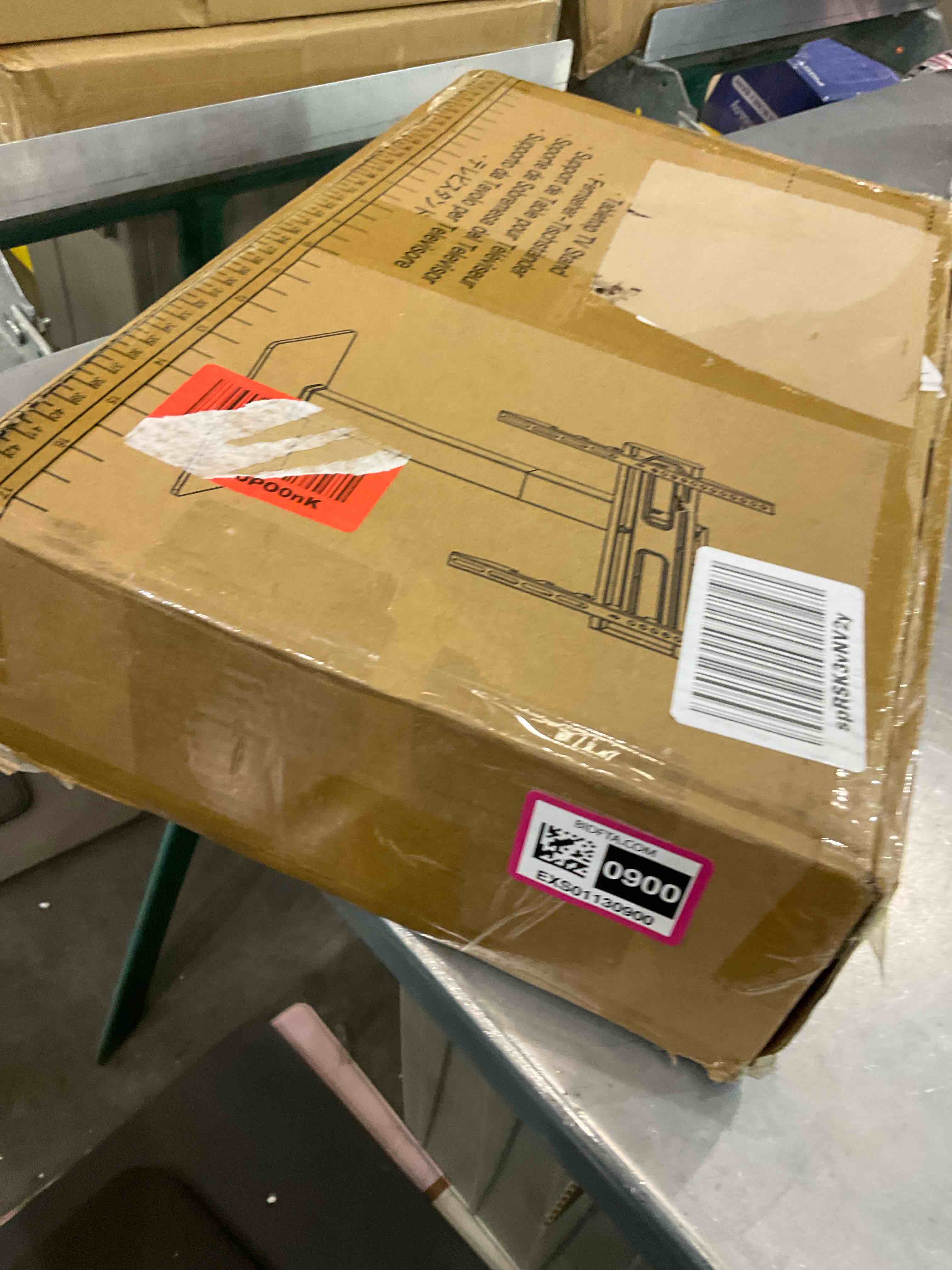 https://s3.amazonaws.com/lotting-images-prod/BargainHunt/EXS01130900_1707229748094.jpeg