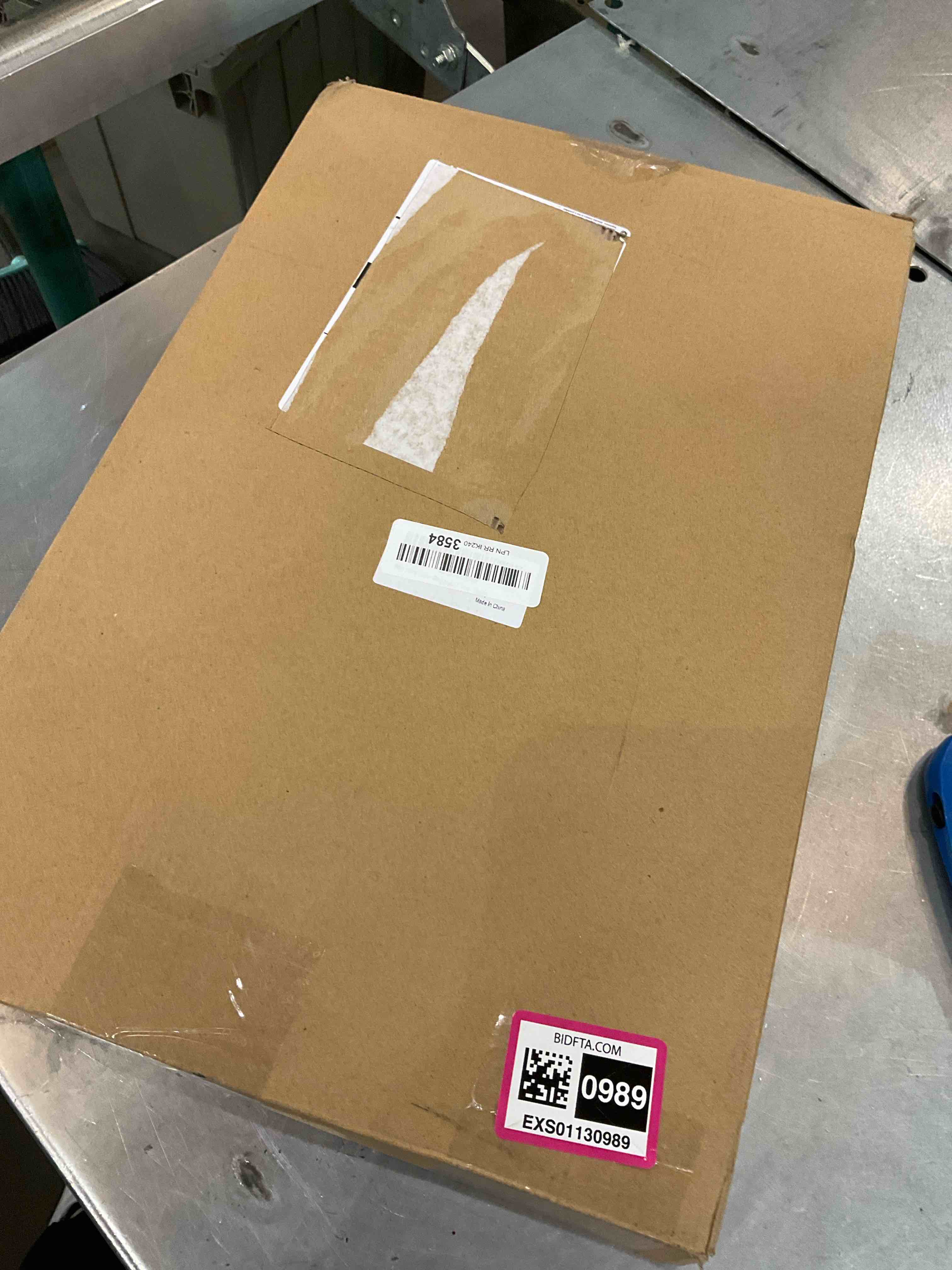 https://s3.amazonaws.com/lotting-images-prod/BargainHunt/EXS01130989_1707244084163.jpeg