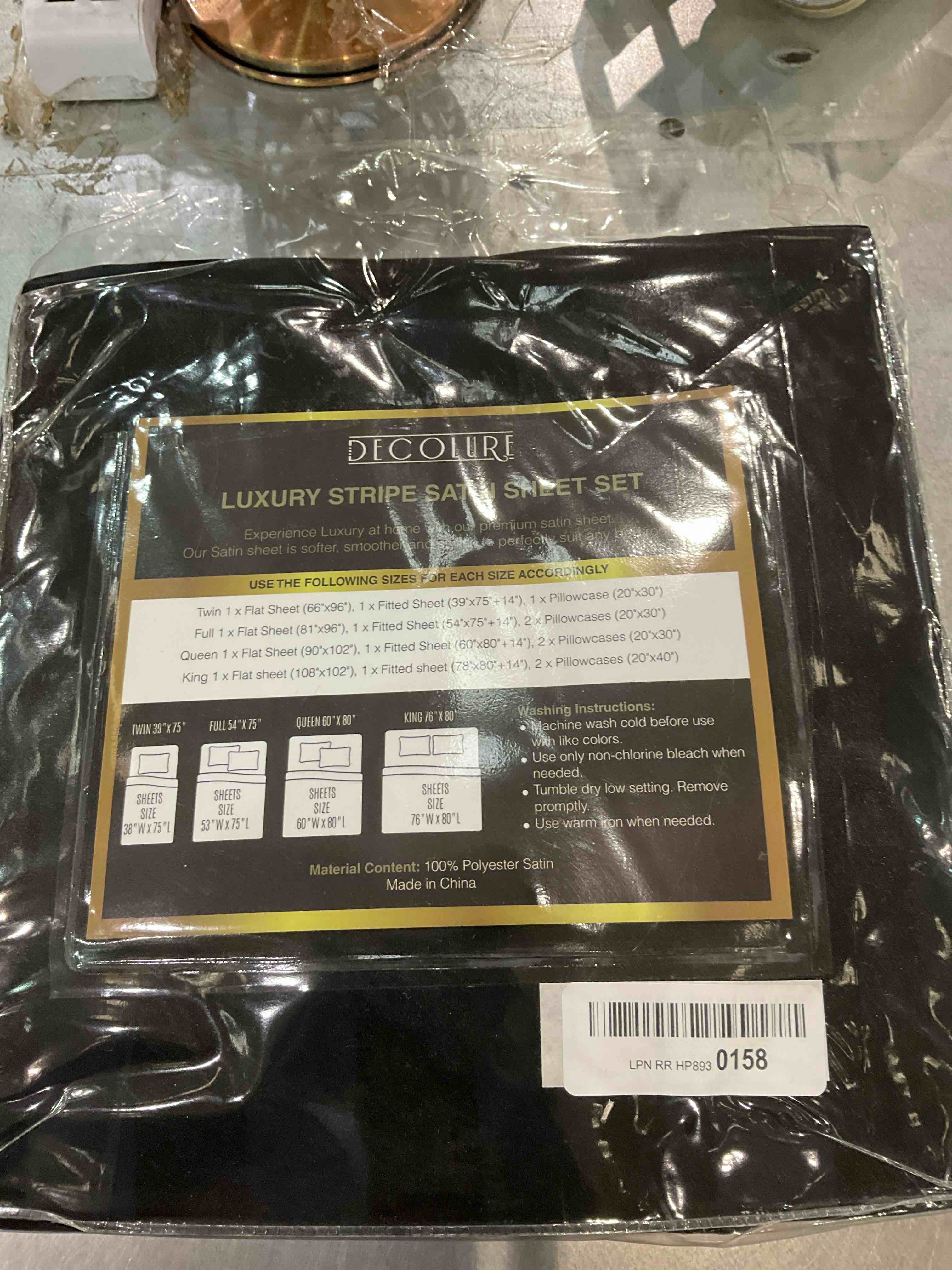 https://s3.amazonaws.com/lotting-images-prod/BargainHunt/EXS01131421_1706716631046.jpeg