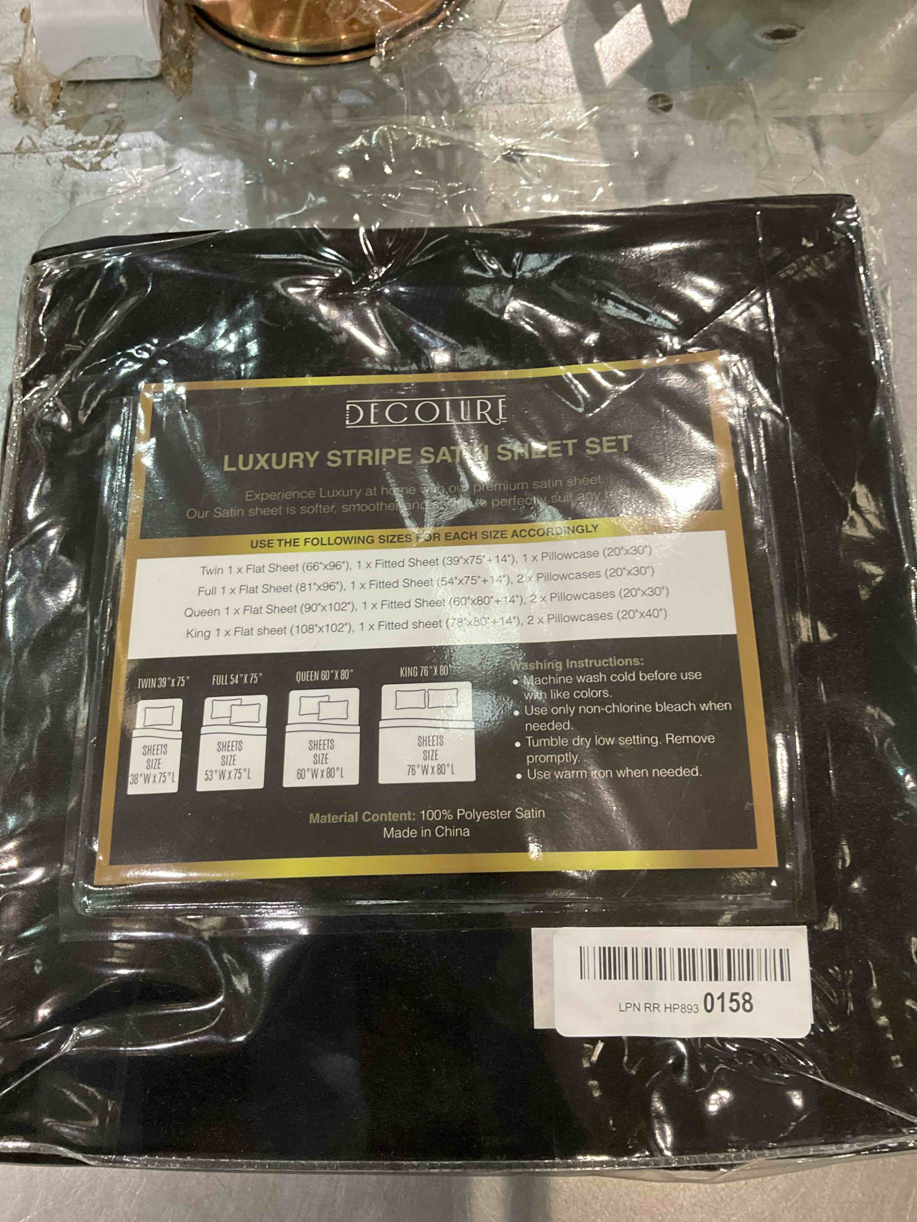 https://s3.amazonaws.com/lotting-images-prod/BargainHunt/EXS01131421_1706716631982.jpeg
