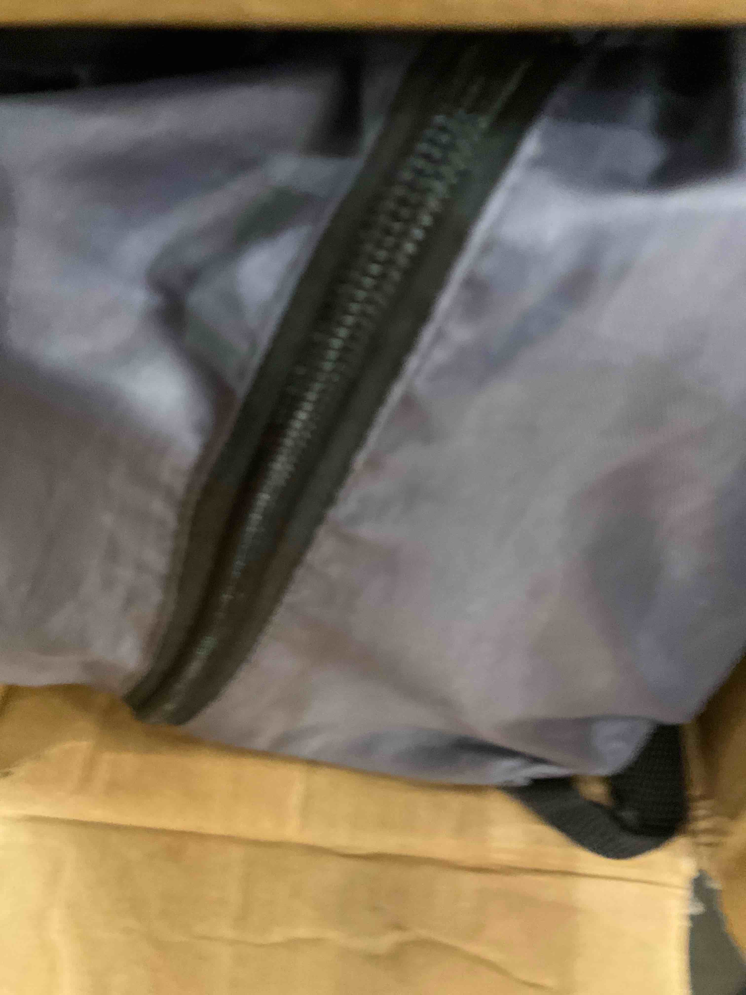 https://s3.amazonaws.com/lotting-images-prod/BargainHunt/EXS01131776_1708962717600.jpeg