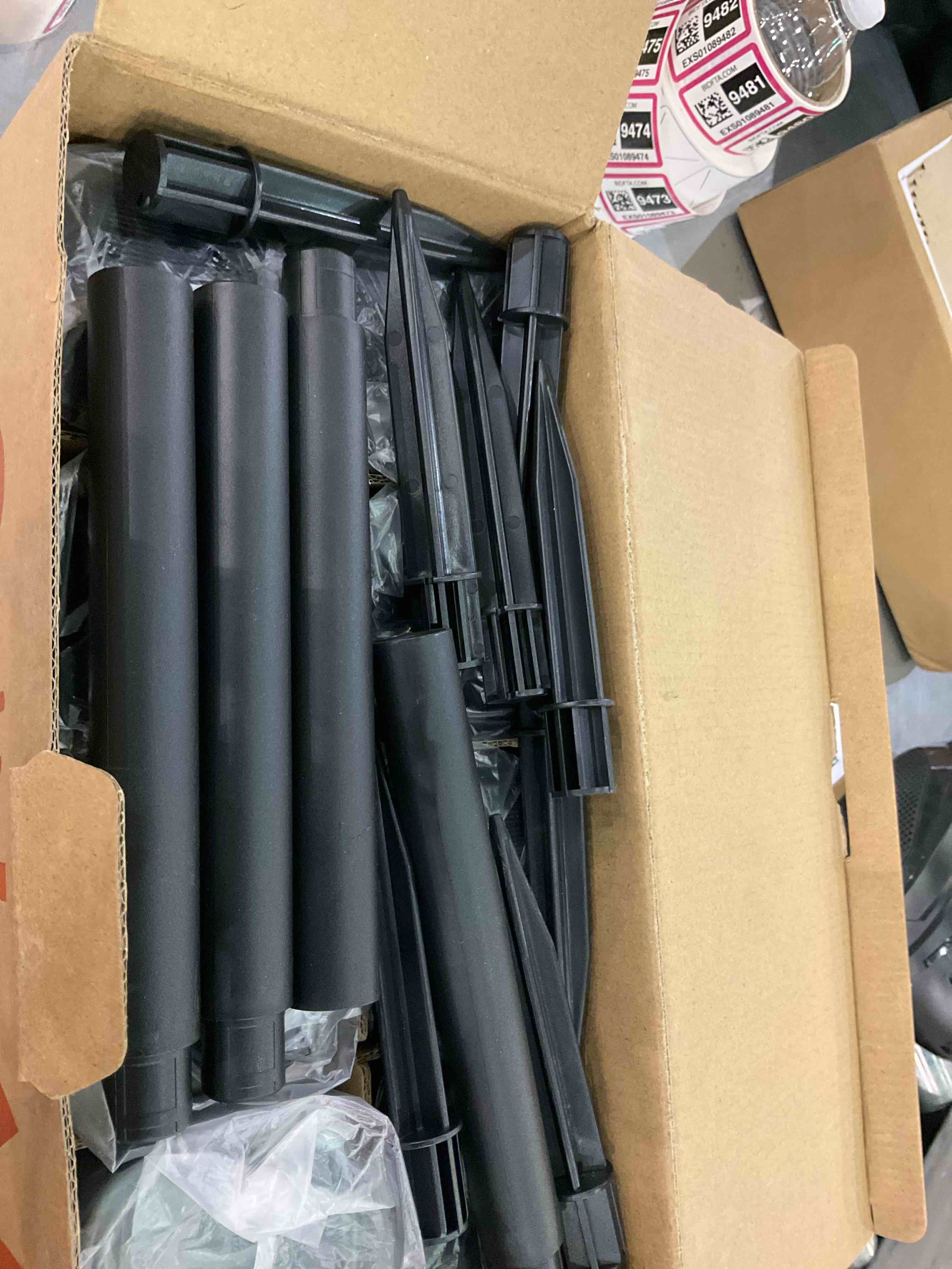 https://s3.amazonaws.com/lotting-images-prod/BargainHunt/EXS01131891_1710156289611.jpeg