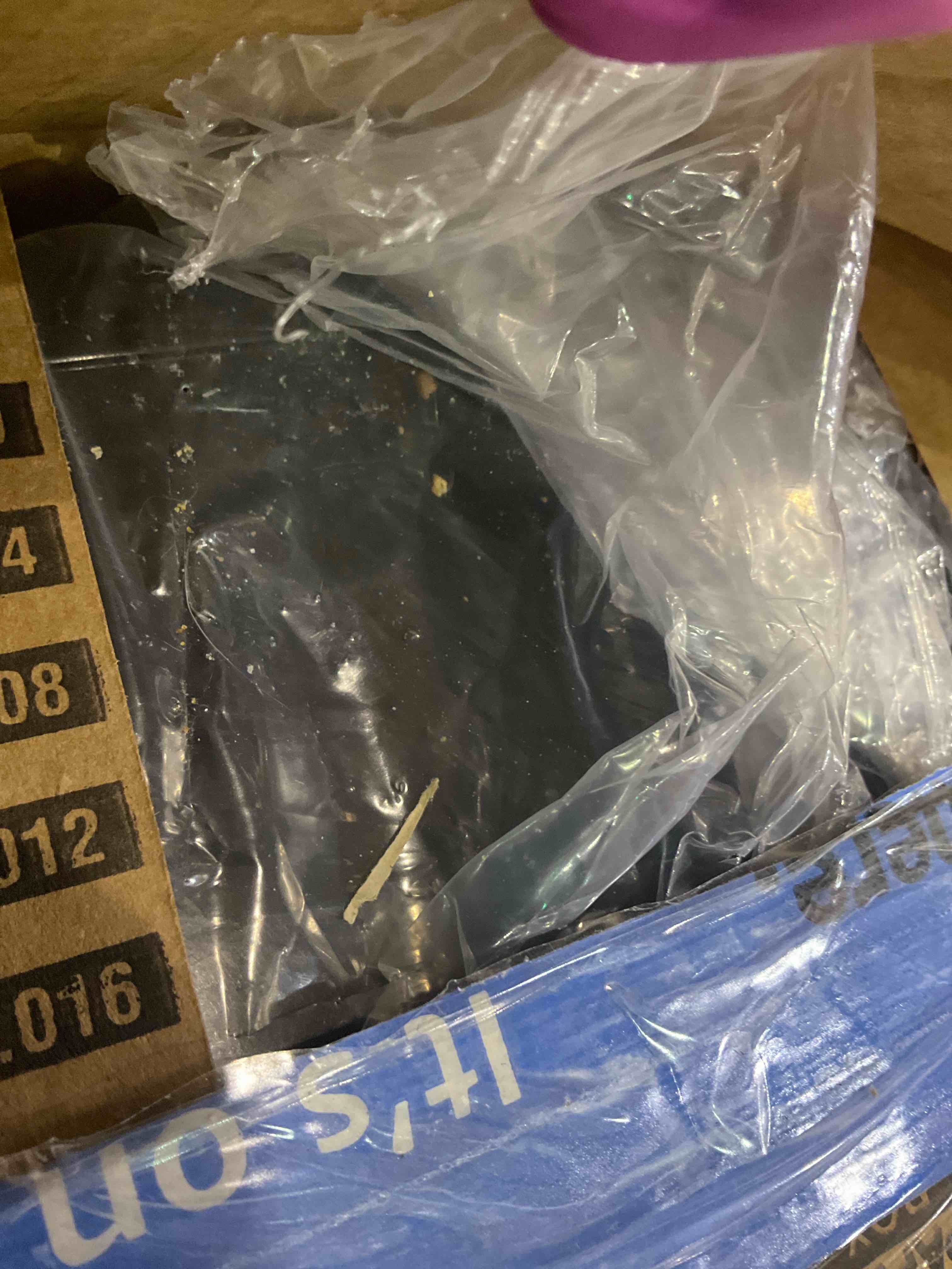 https://s3.amazonaws.com/lotting-images-prod/BargainHunt/EXS01133320_1716204642449.jpeg