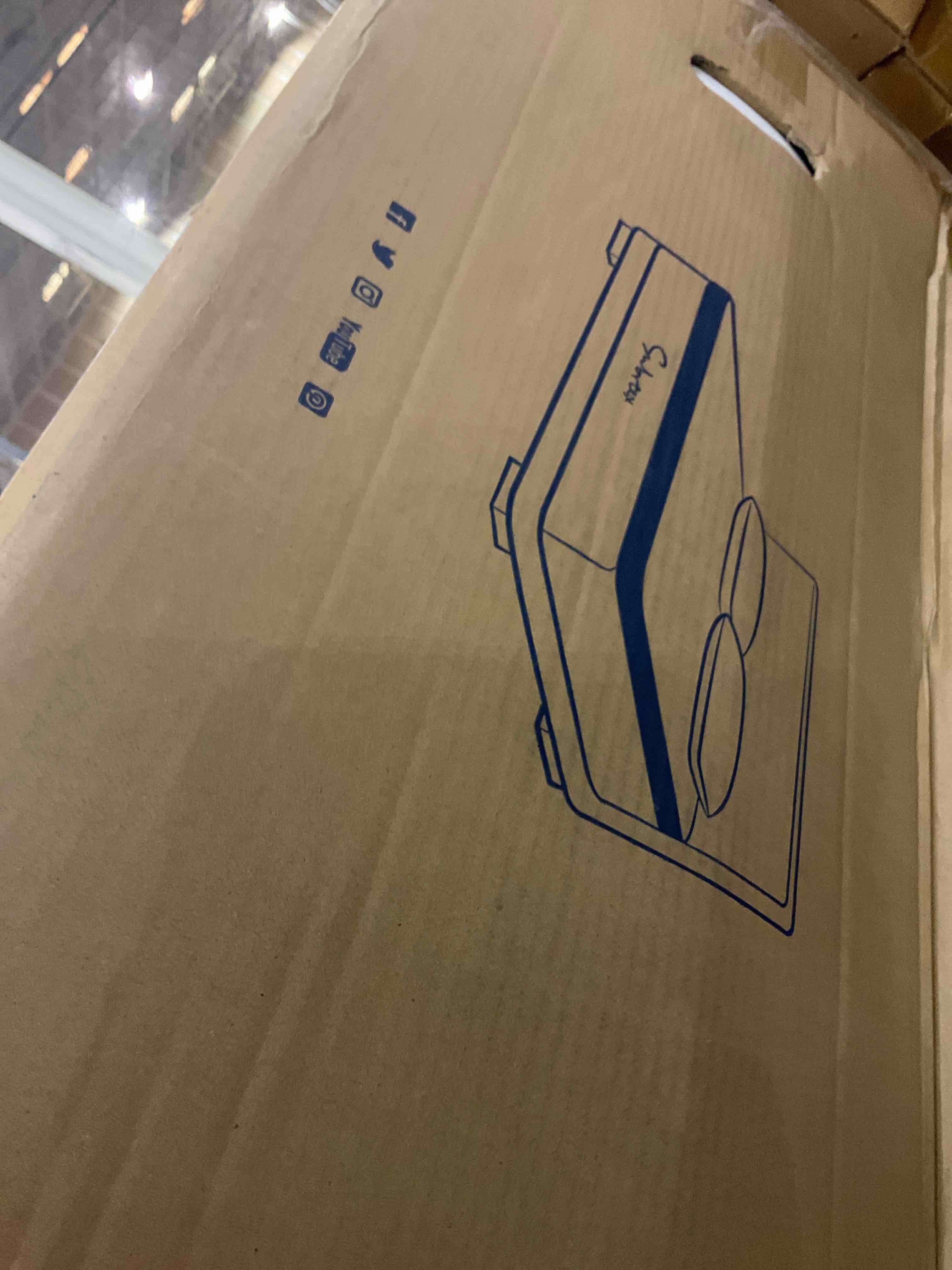 https://s3.amazonaws.com/lotting-images-prod/BargainHunt/EXS01133371_1716208958609.jpeg
