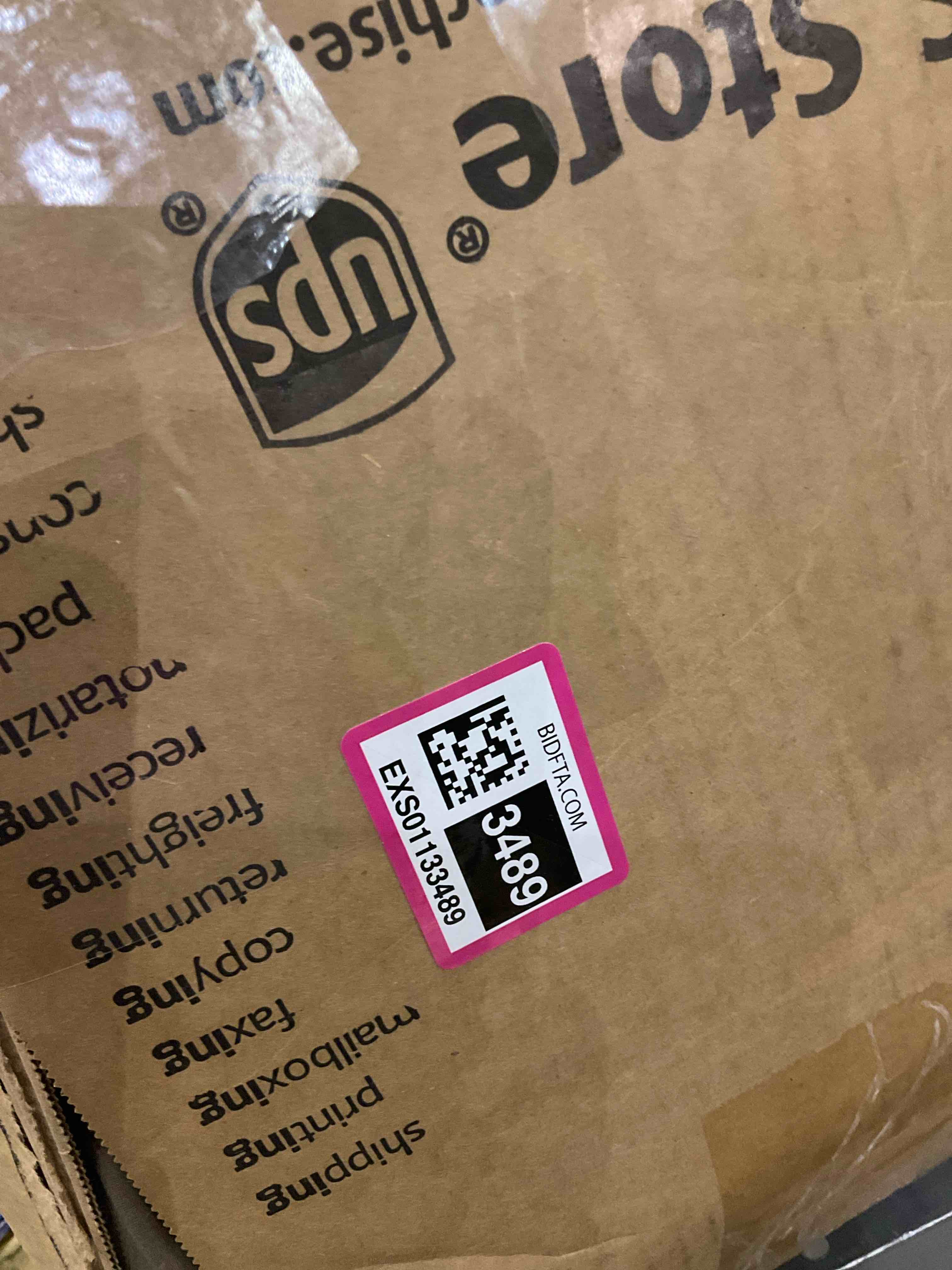 https://s3.amazonaws.com/lotting-images-prod/BargainHunt/EXS01133489_1717155271439.jpeg