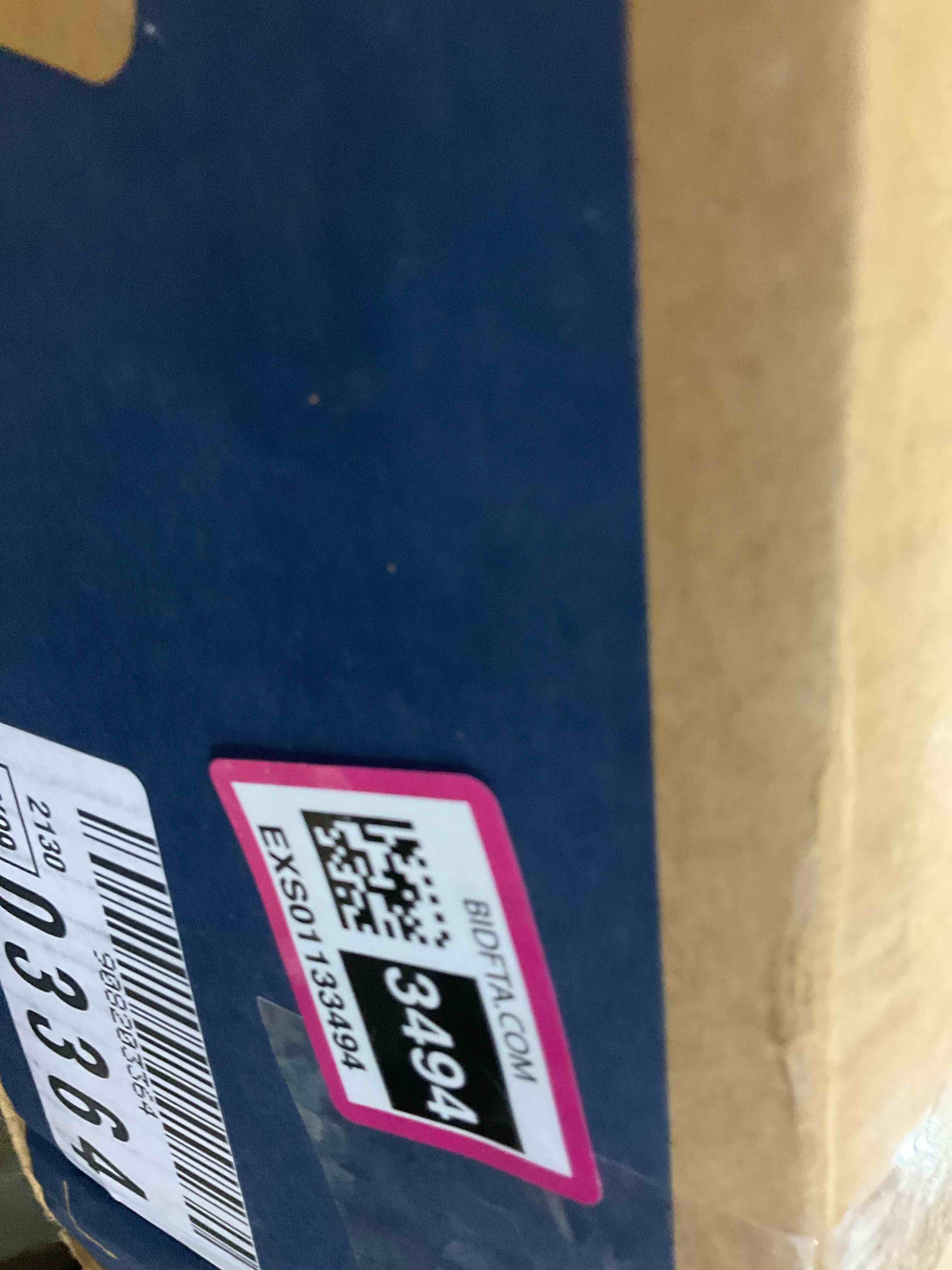 https://s3.amazonaws.com/lotting-images-prod/BargainHunt/EXS01133494_1717154260424.jpeg