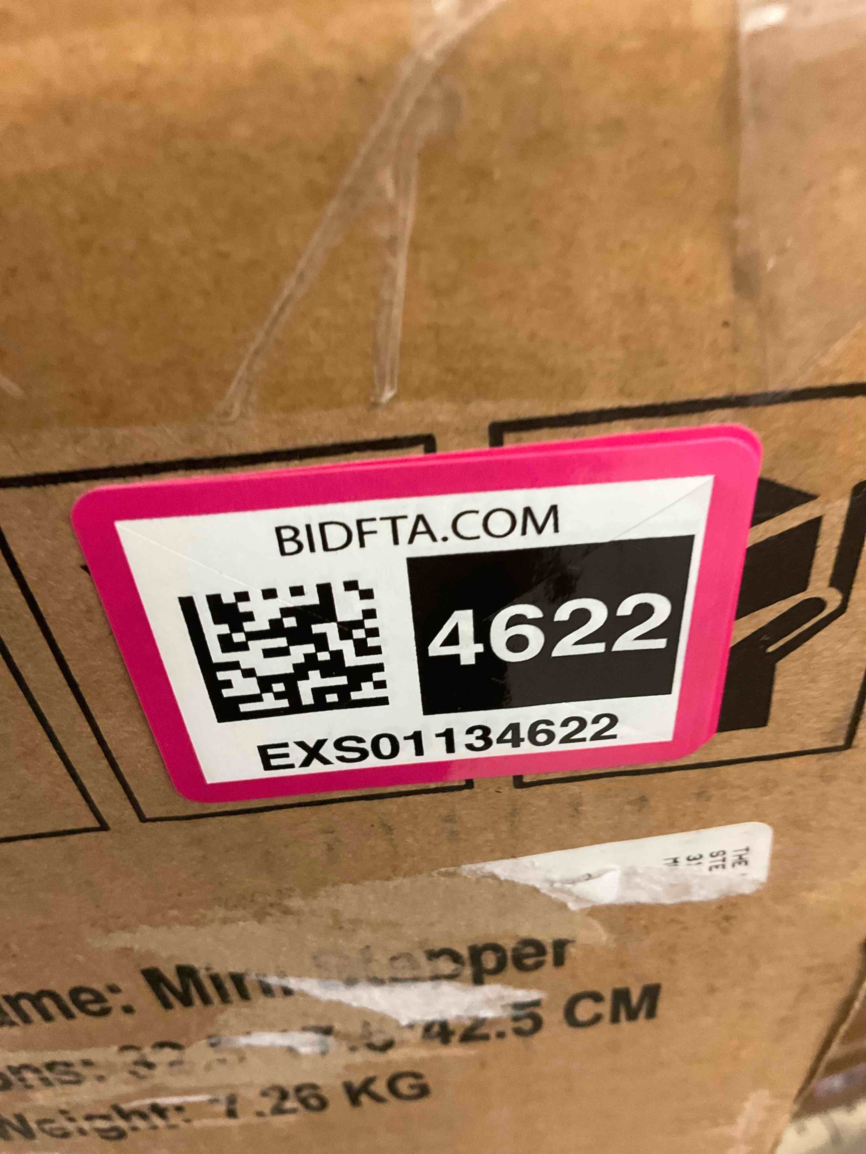 https://s3.amazonaws.com/lotting-images-prod/BargainHunt/EXS01134622_1714139003652.jpeg