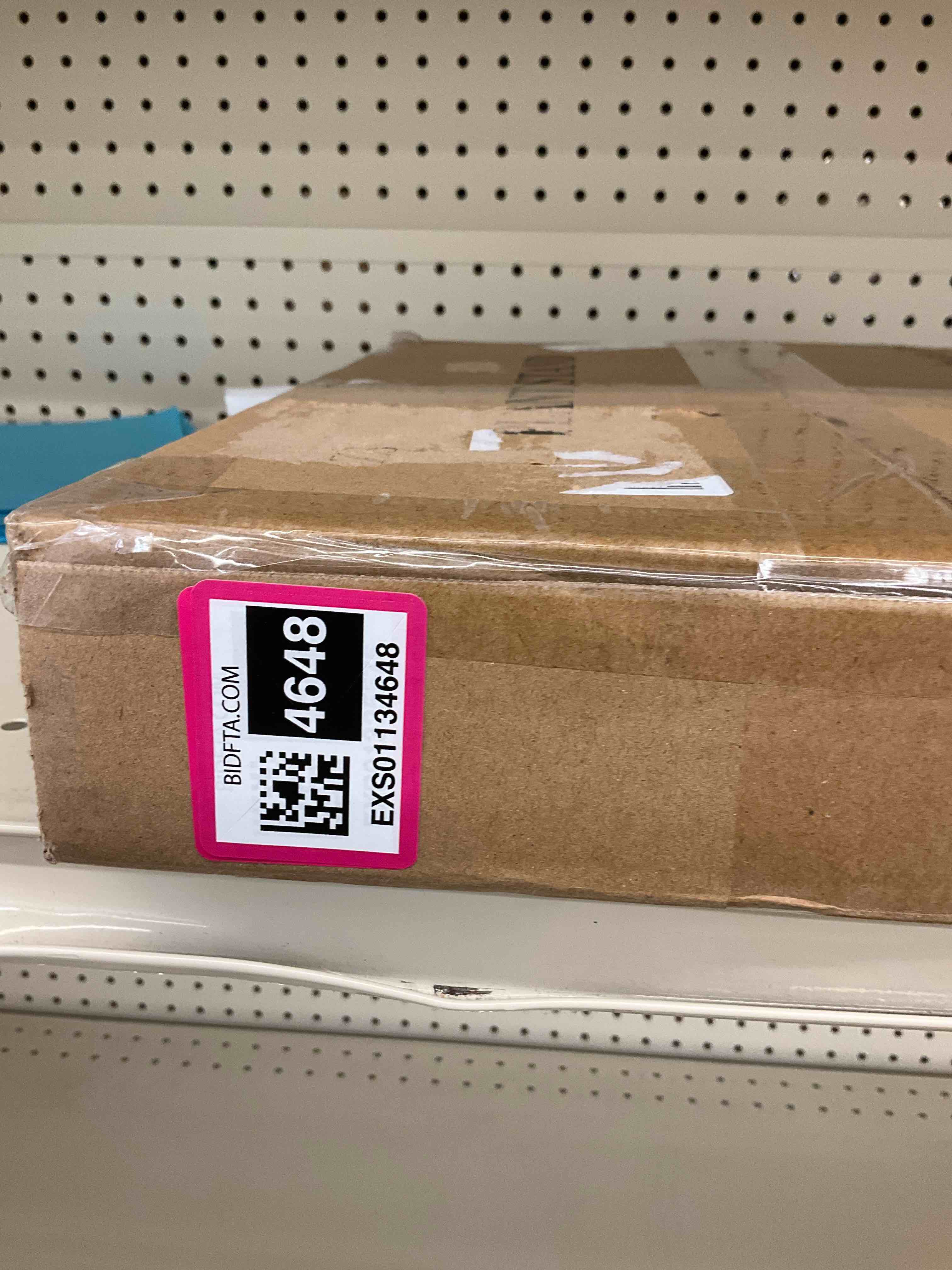 https://s3.amazonaws.com/lotting-images-prod/BargainHunt/EXS01134648_1714143811756.jpeg