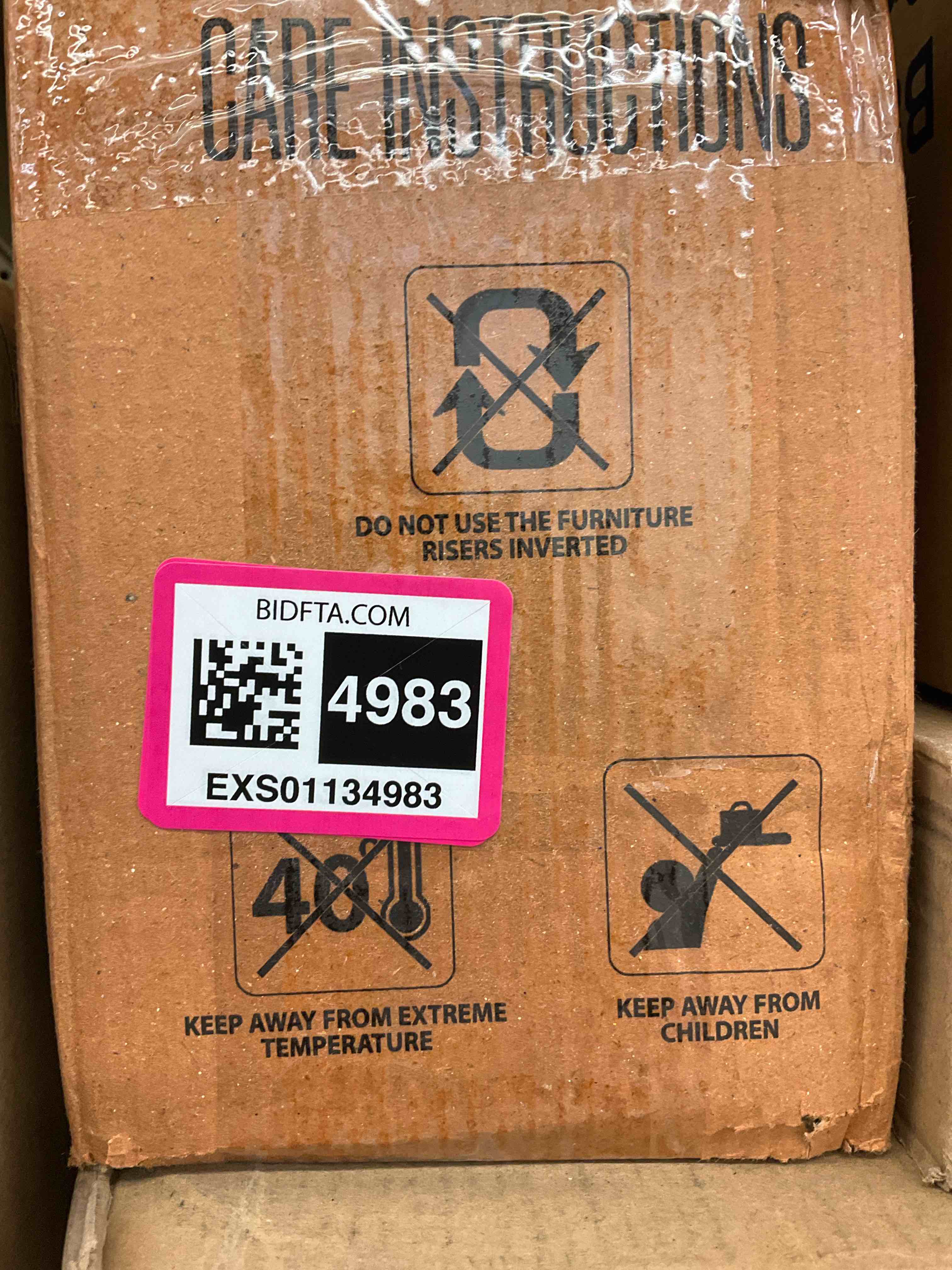 https://s3.amazonaws.com/lotting-images-prod/BargainHunt/EXS01134983_1716819084404.jpeg