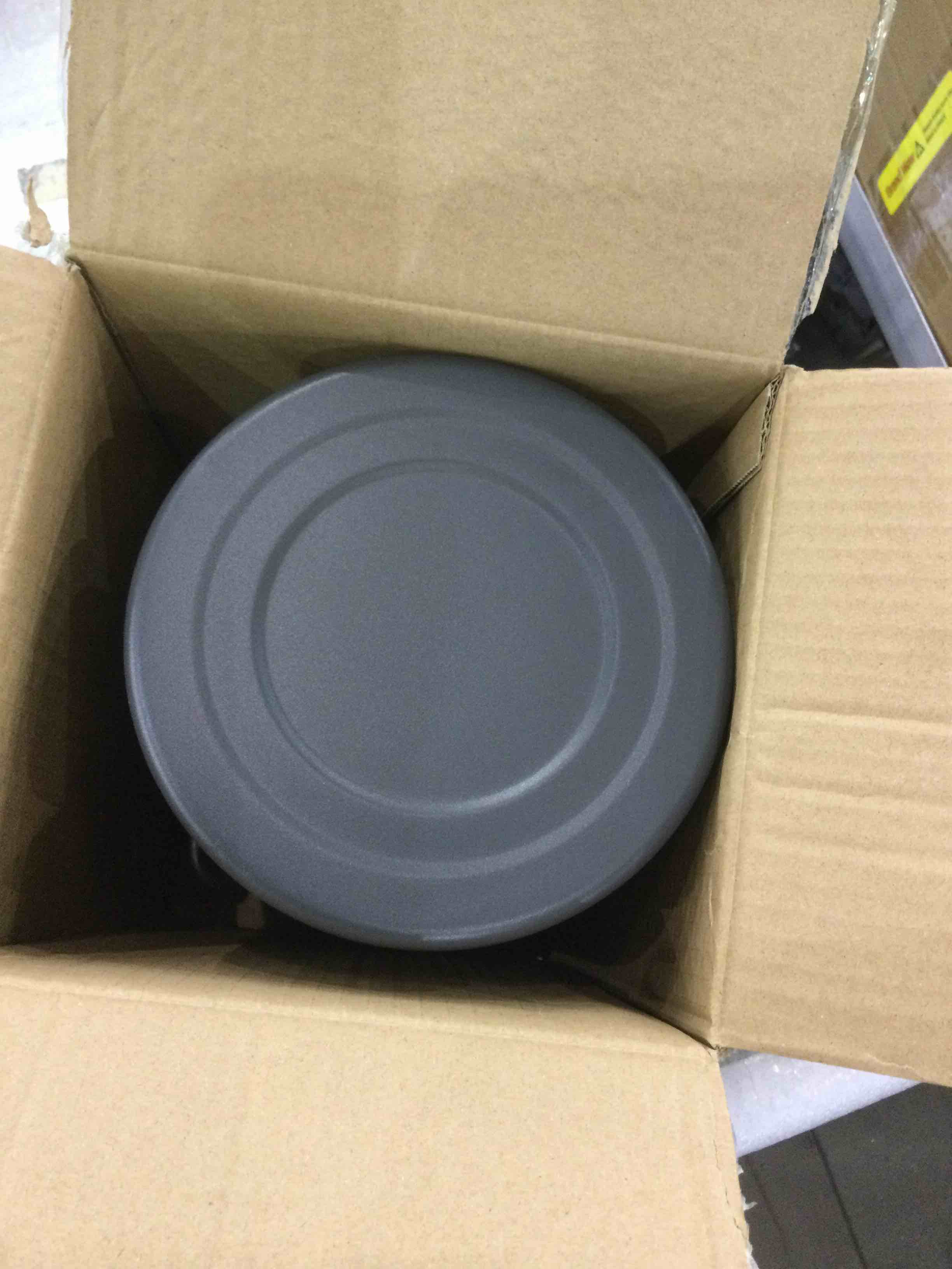 https://s3.amazonaws.com/lotting-images-prod/BargainHunt/EXS01135951_1706625883280.jpeg
