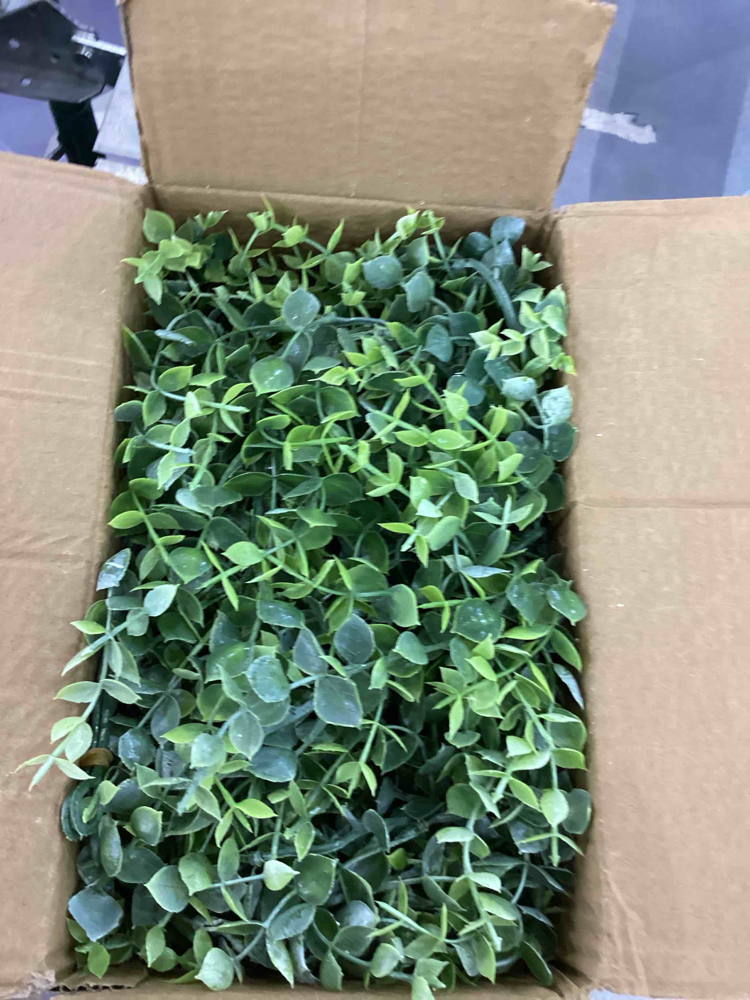 https://s3.amazonaws.com/lotting-images-prod/BargainHunt/EXS01136415_1706625617288.jpeg
