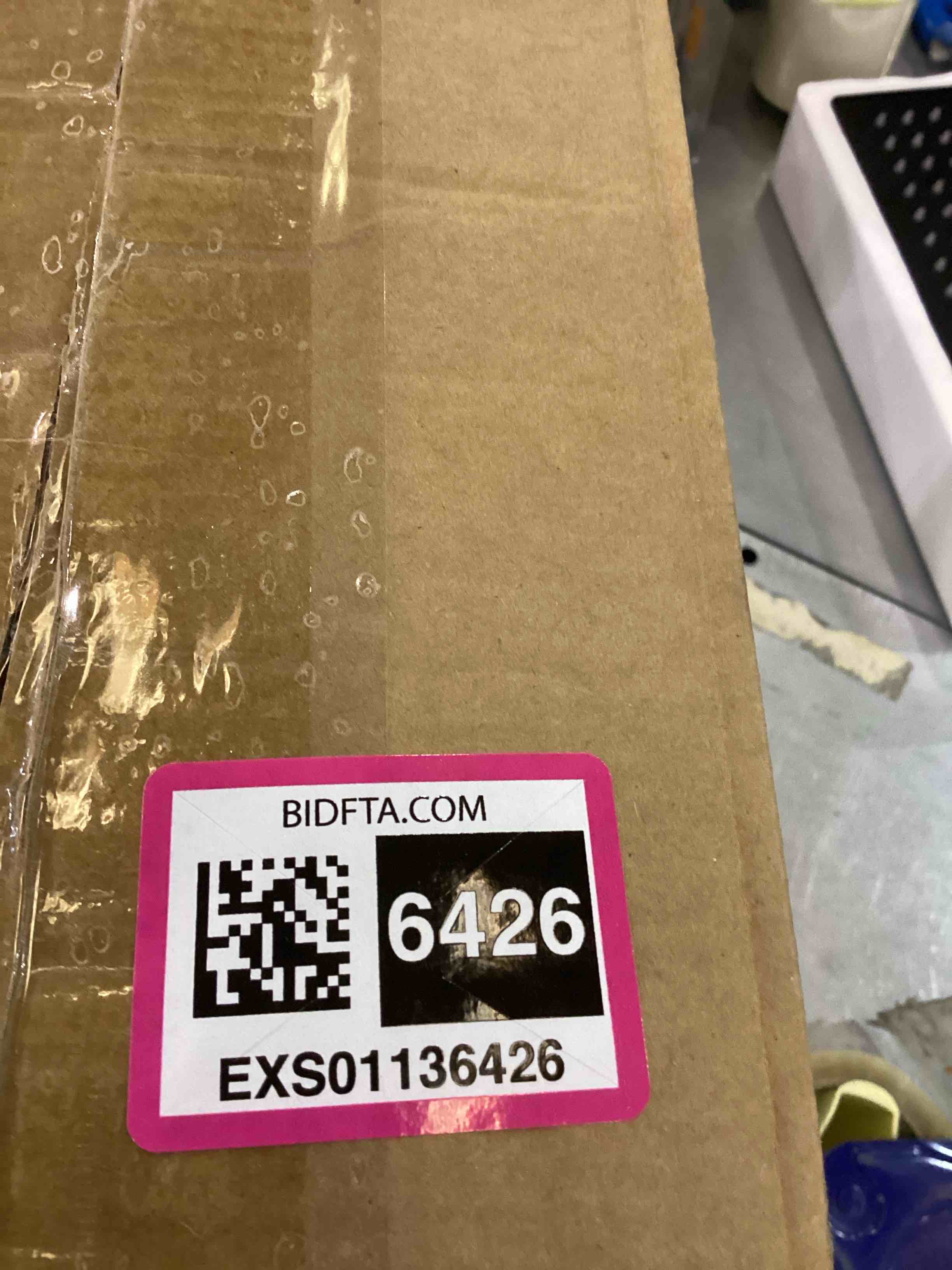 https://s3.amazonaws.com/lotting-images-prod/BargainHunt/EXS01136426_1706627025560.jpeg