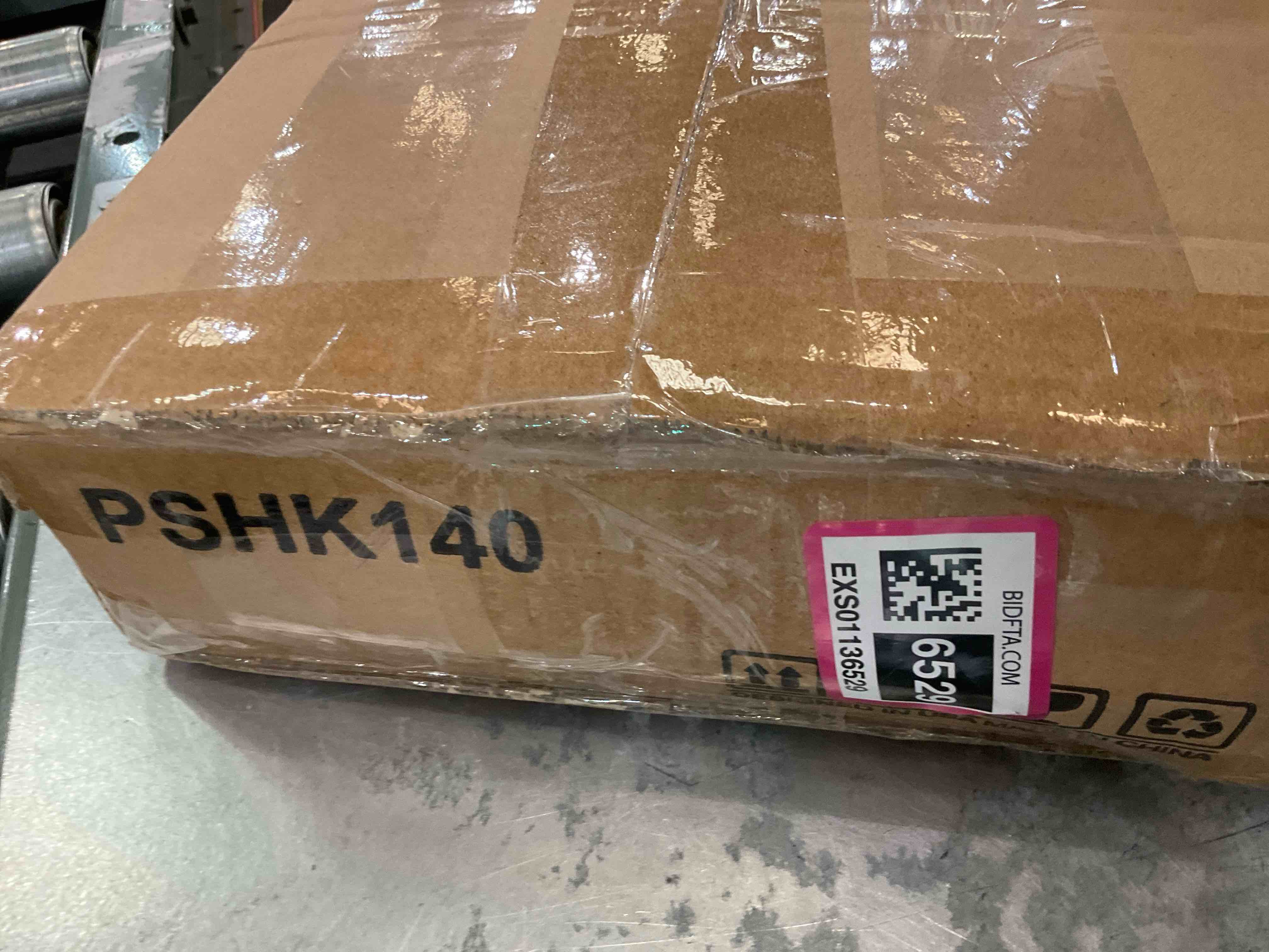https://s3.amazonaws.com/lotting-images-prod/BargainHunt/EXS01136529_1708719440838.jpeg