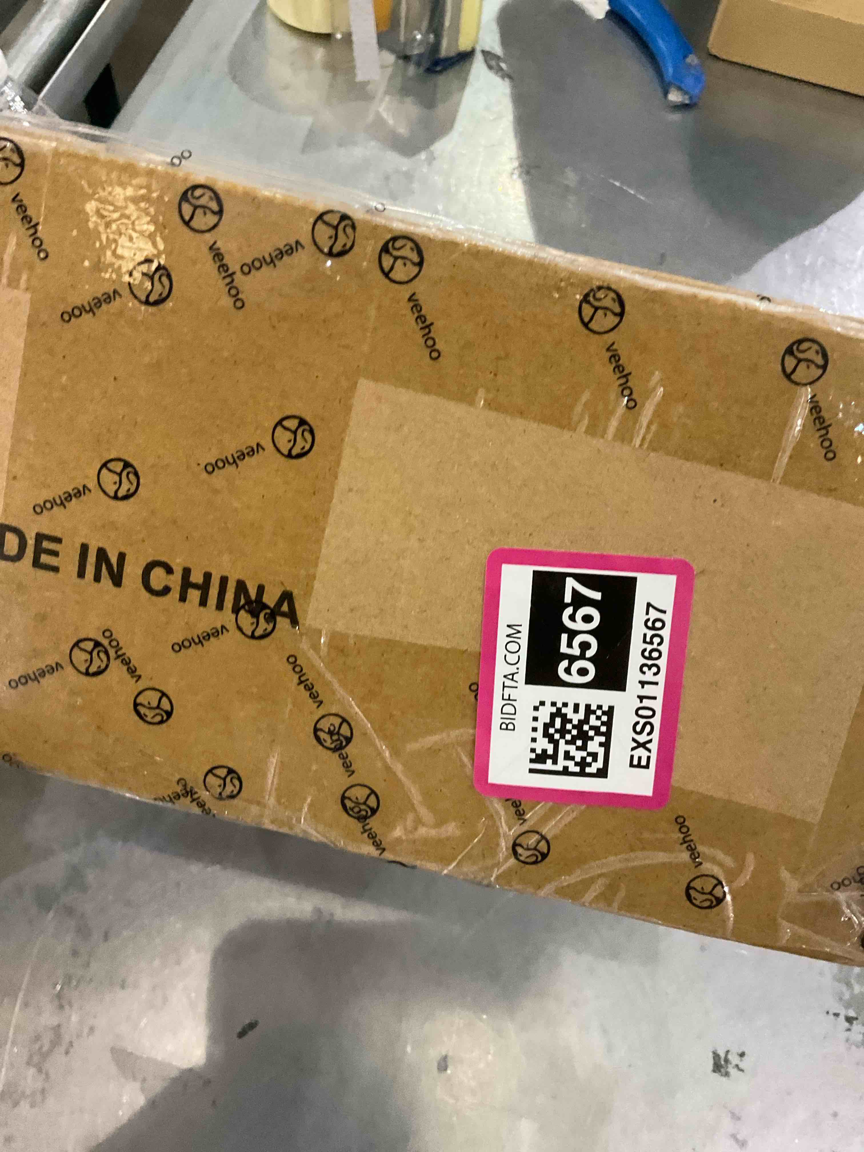 https://s3.amazonaws.com/lotting-images-prod/BargainHunt/EXS01136567_1708954696003.jpeg