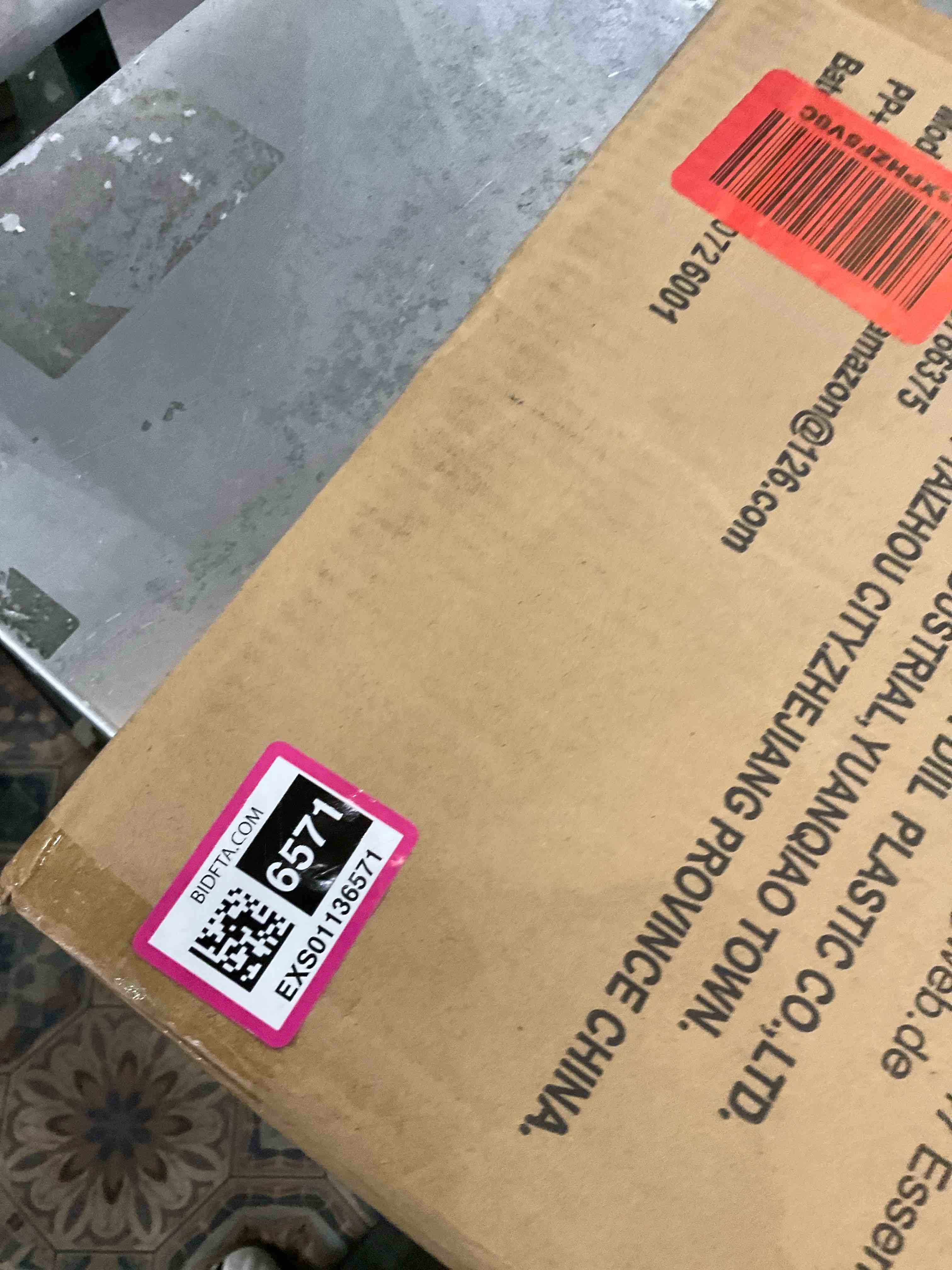 https://s3.amazonaws.com/lotting-images-prod/BargainHunt/EXS01136571_1708955170477.jpeg