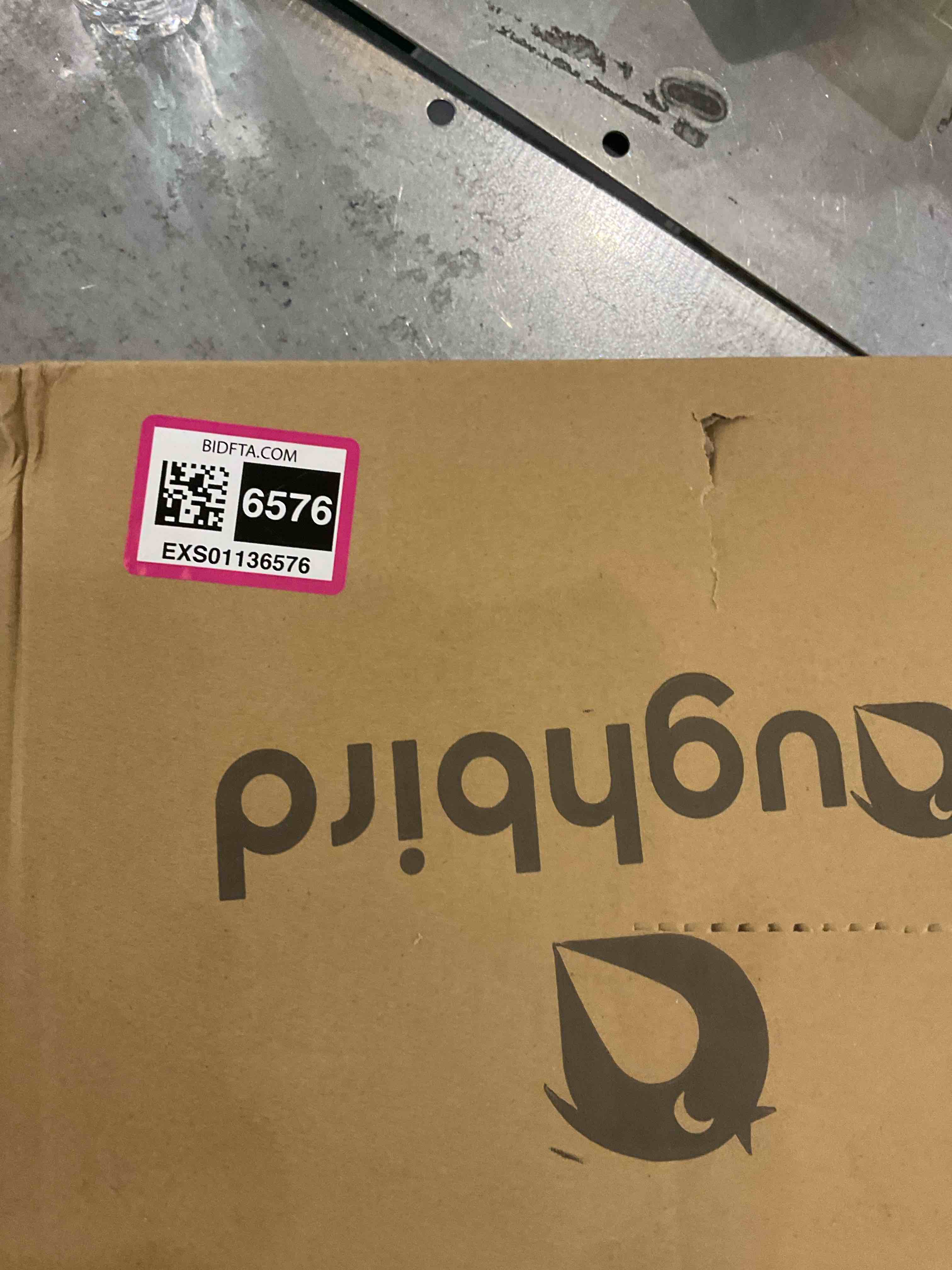 https://s3.amazonaws.com/lotting-images-prod/BargainHunt/EXS01136576_1708955542204.jpeg
